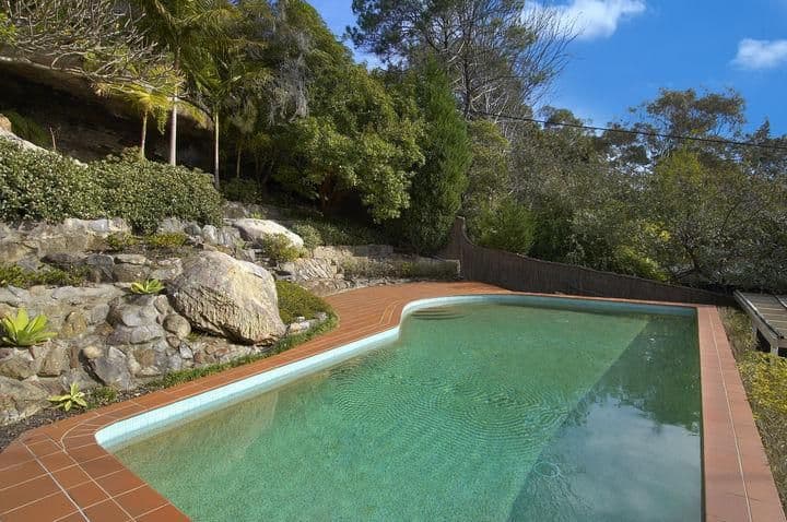 69 Sugarloaf Crescent, CASTLECRAG NSW 2068, Castlecrag - Thumbnail 2