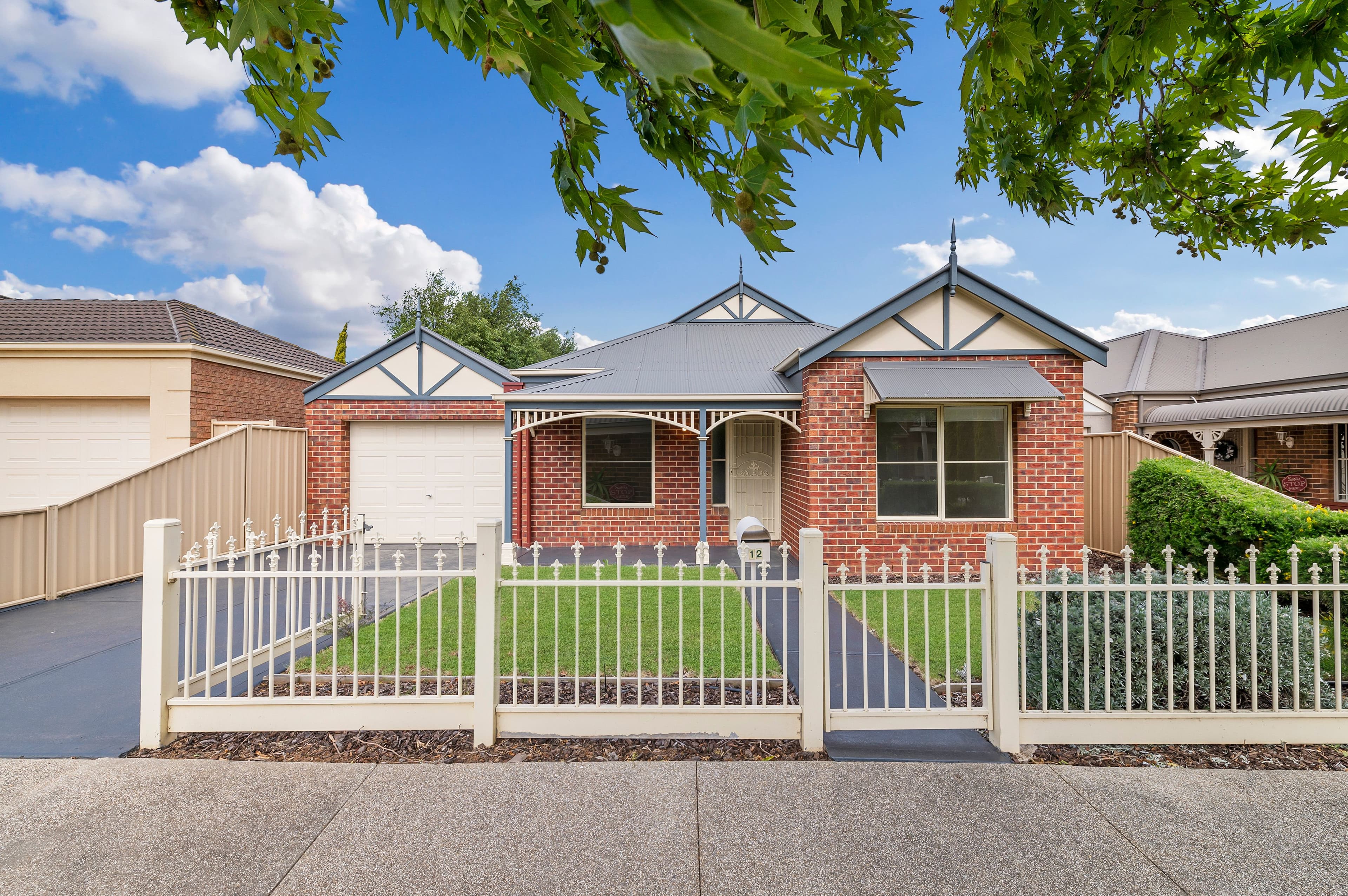 12 RENFREY Gardens, Caroline Springs VIC 3023, Caroline Springs - Image 1