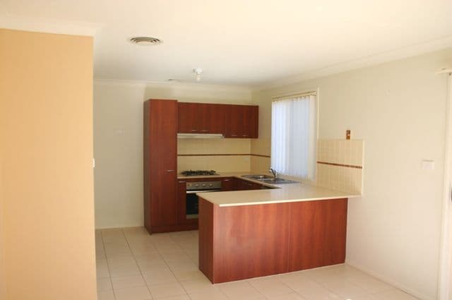 16  Somerset Street, STANHOPE GARDENS NSW 2768, Stanhope Gardens - Thumbnail 4