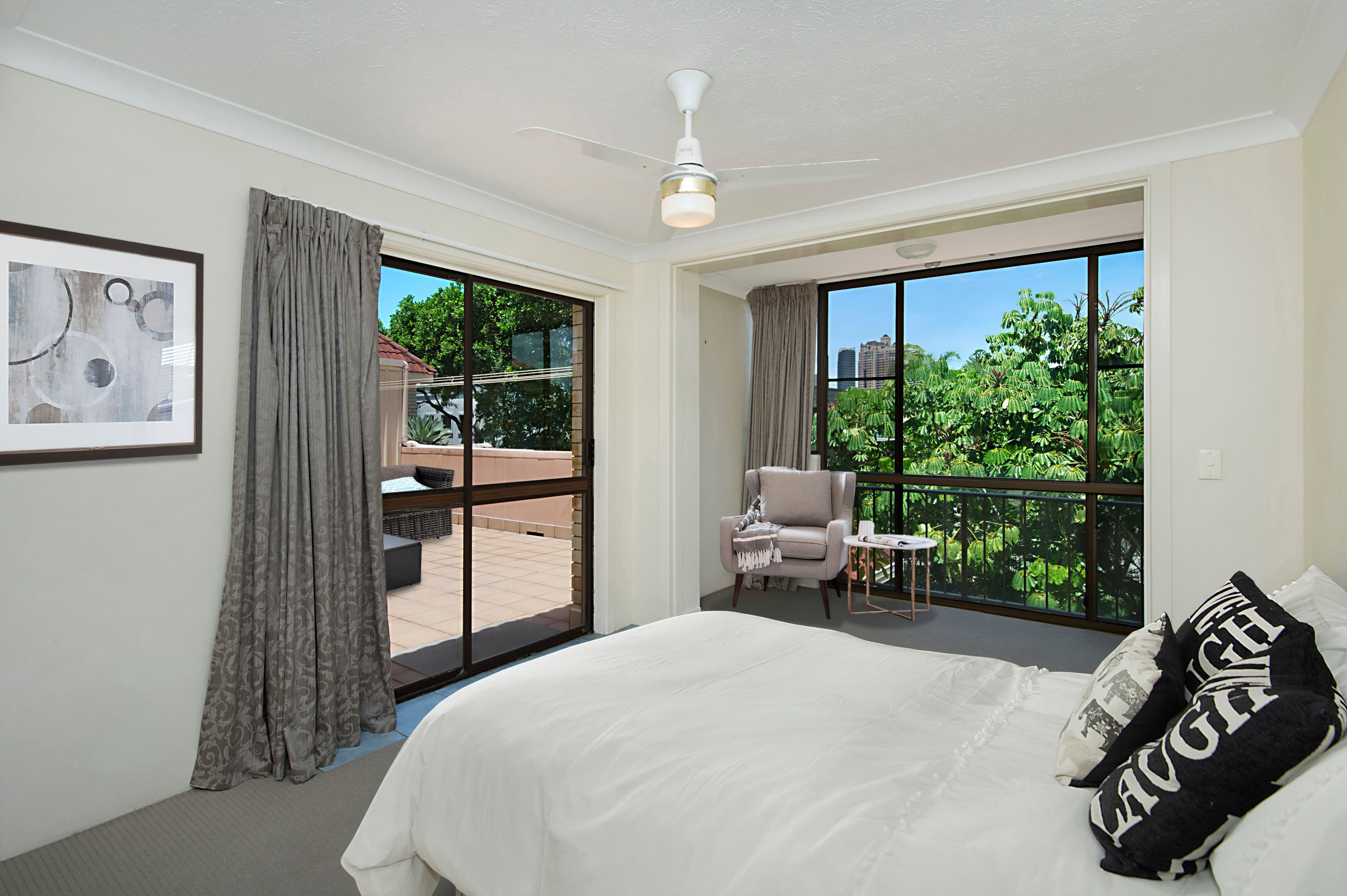 12 'Summerset' 18 First Avenue, BROADBEACH QLD 4218, Broadbeach - Thumbnail 3