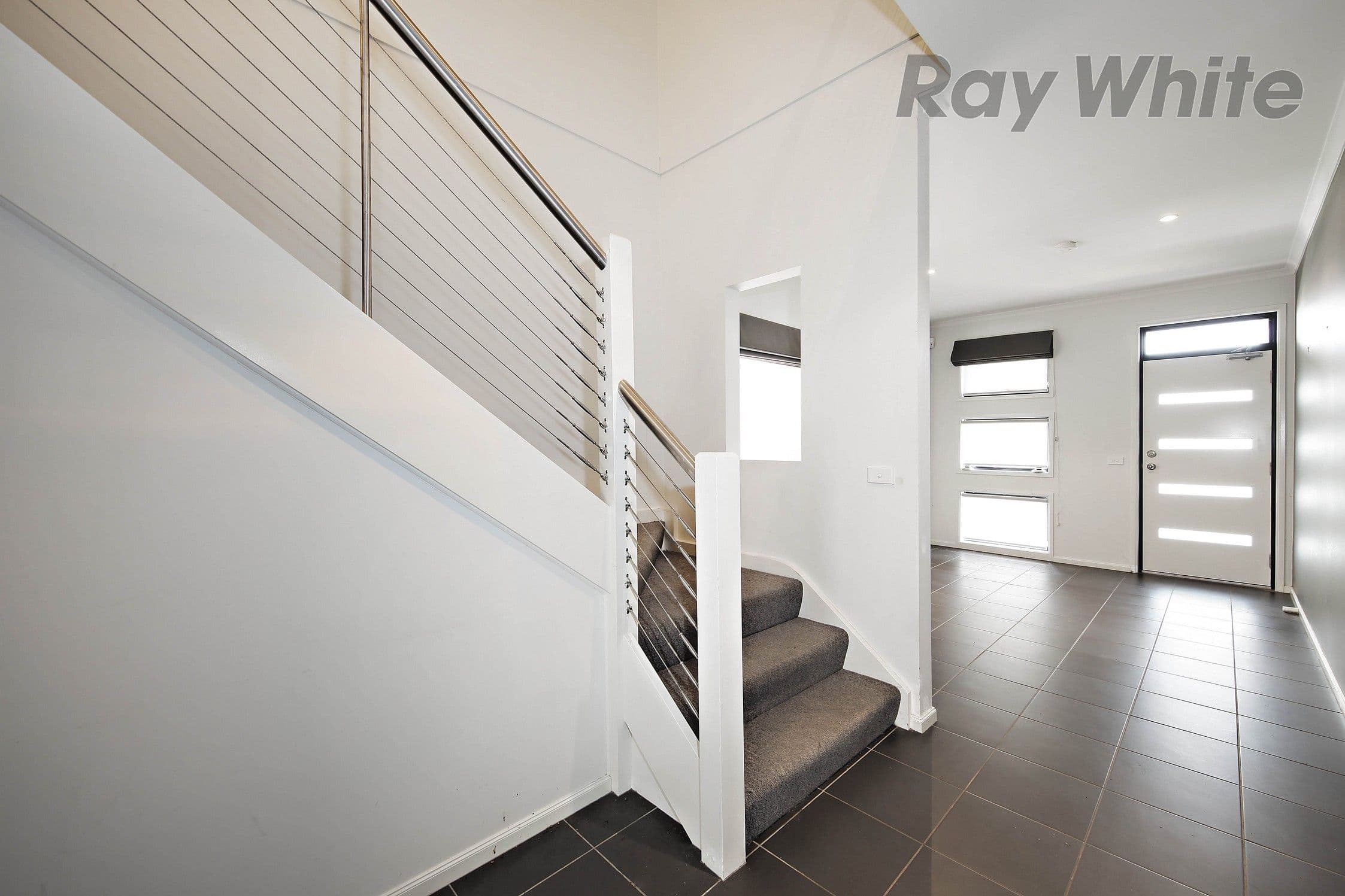 34 Half Moon Terrace, Sanctuary Lakes VIC 3030, Sanctuary Lakes - Thumbnail 2