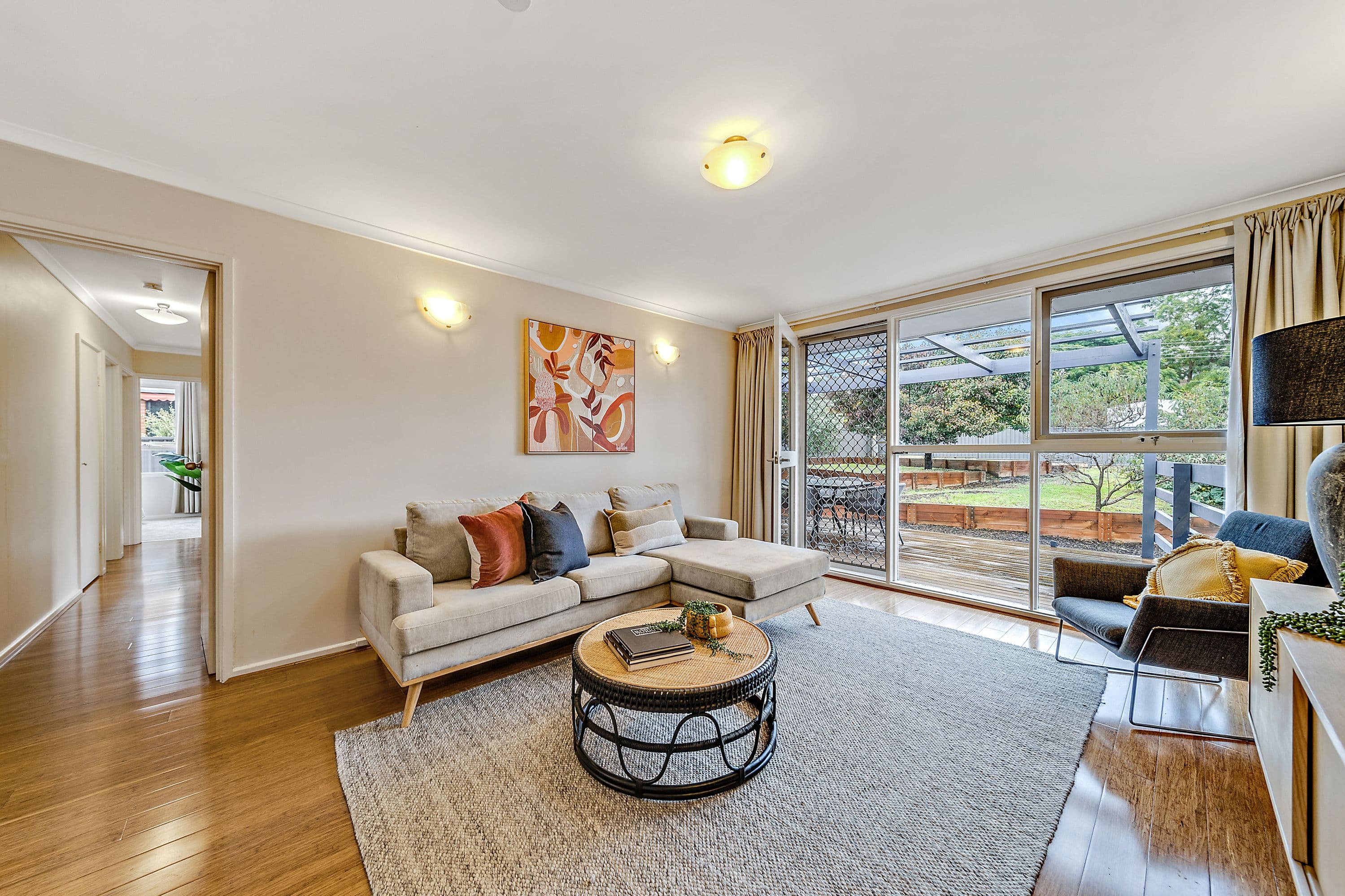 16 Molloy Crescent, Cook ACT 2614, Cook - Thumbnail 2