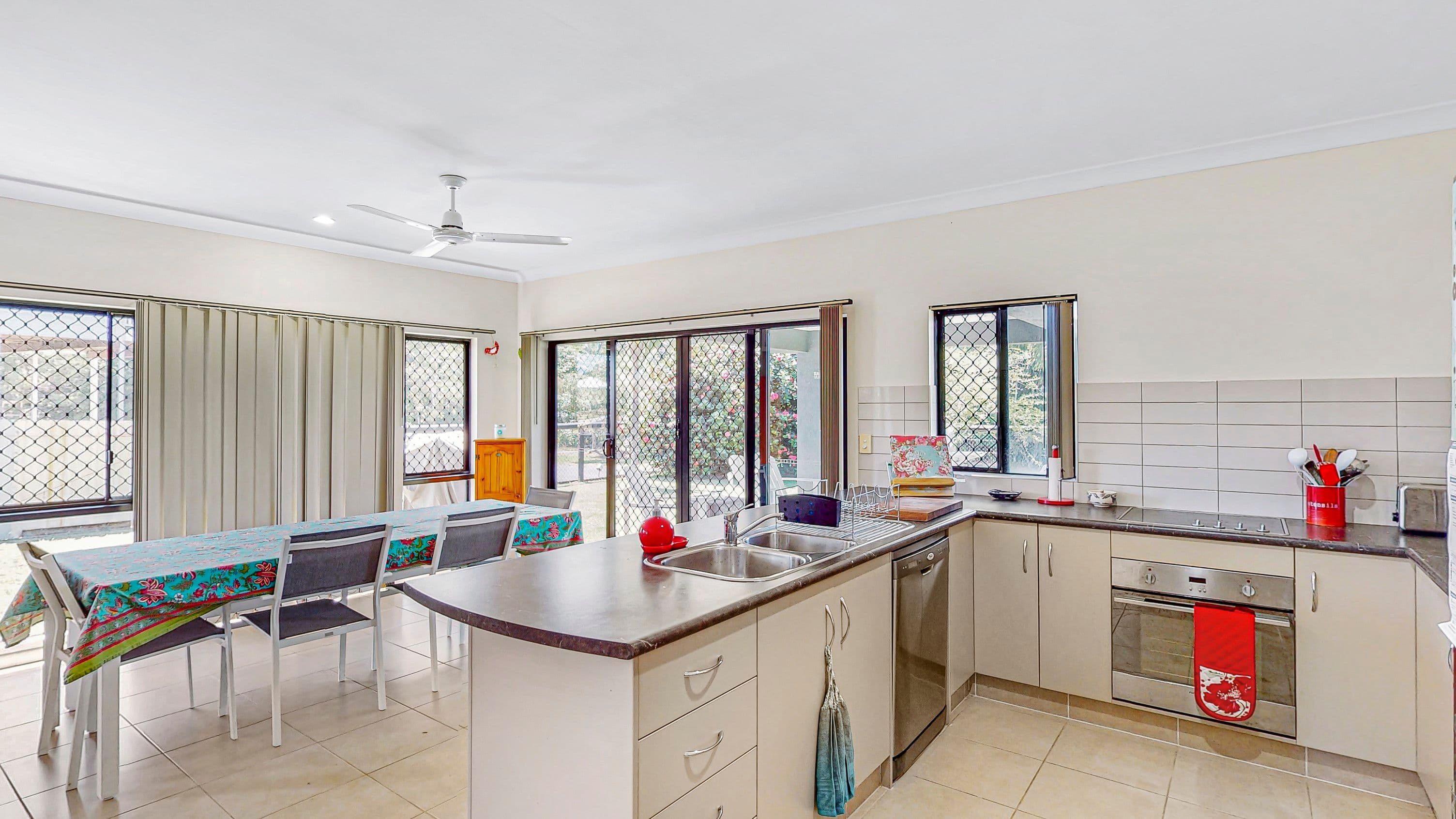 2 Riverside Terrace, SOUTH MISSION QLD 4852, South Mission Beach - Thumbnail 4