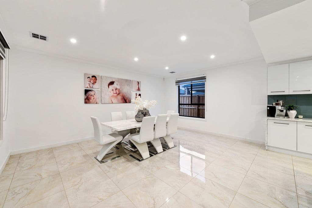 33 Monaco Circuit, Epping VIC 3076, Epping - Thumbnail 3