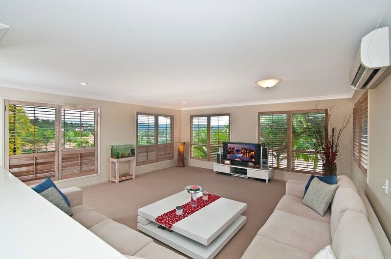 10 Bunbury Court, ELANORA QLD 4221, Elanora - Thumbnail 3
