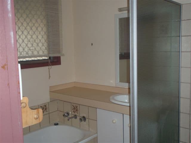 9 Fulton Close, BOLTON POINT NSW 2283, Bolton Point - Thumbnail 3