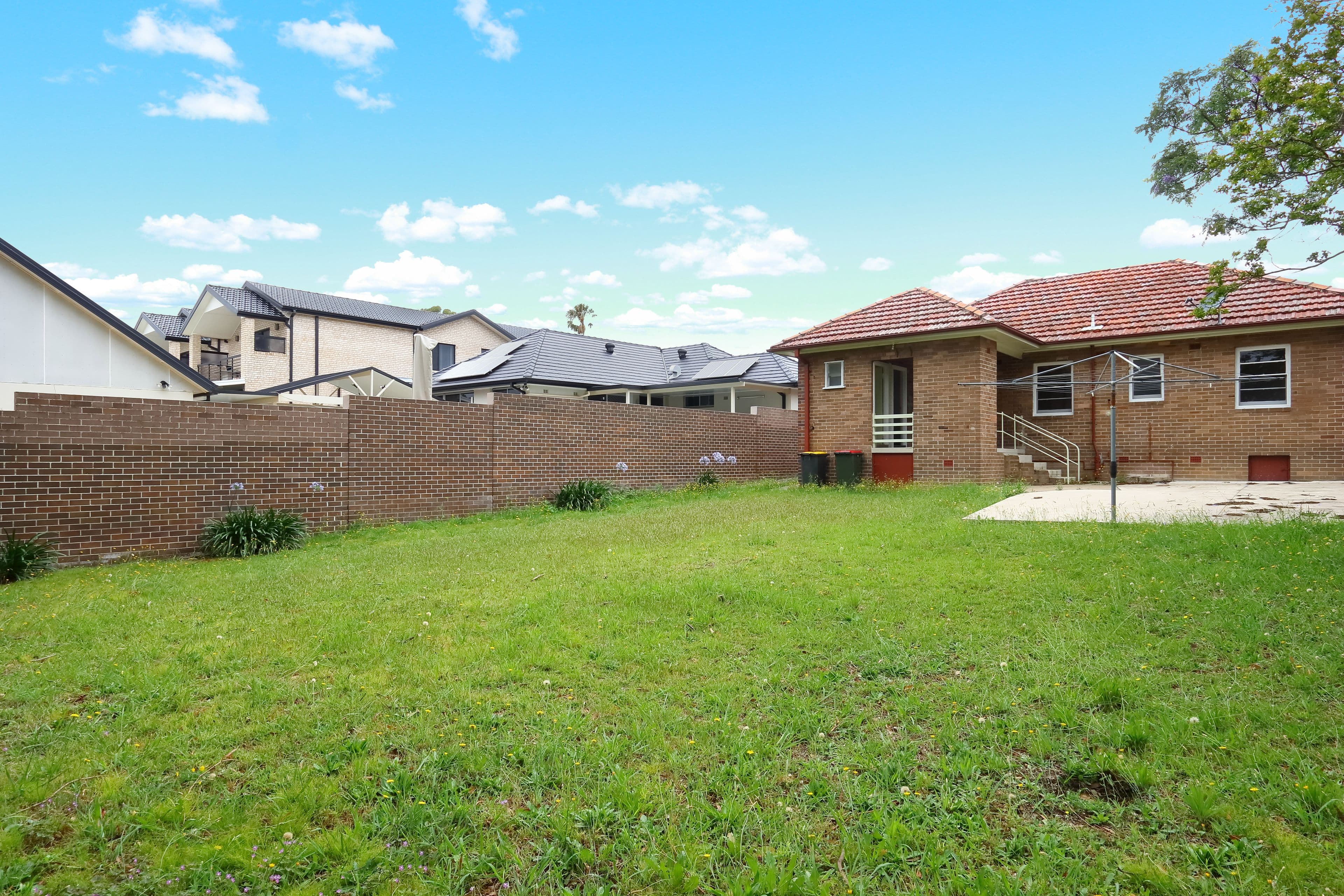 67 Iliffe Street, Bexley - Thumbnail 2