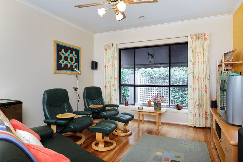 115 Valentine Street, Ivanhoe, Eltham - Thumbnail 2