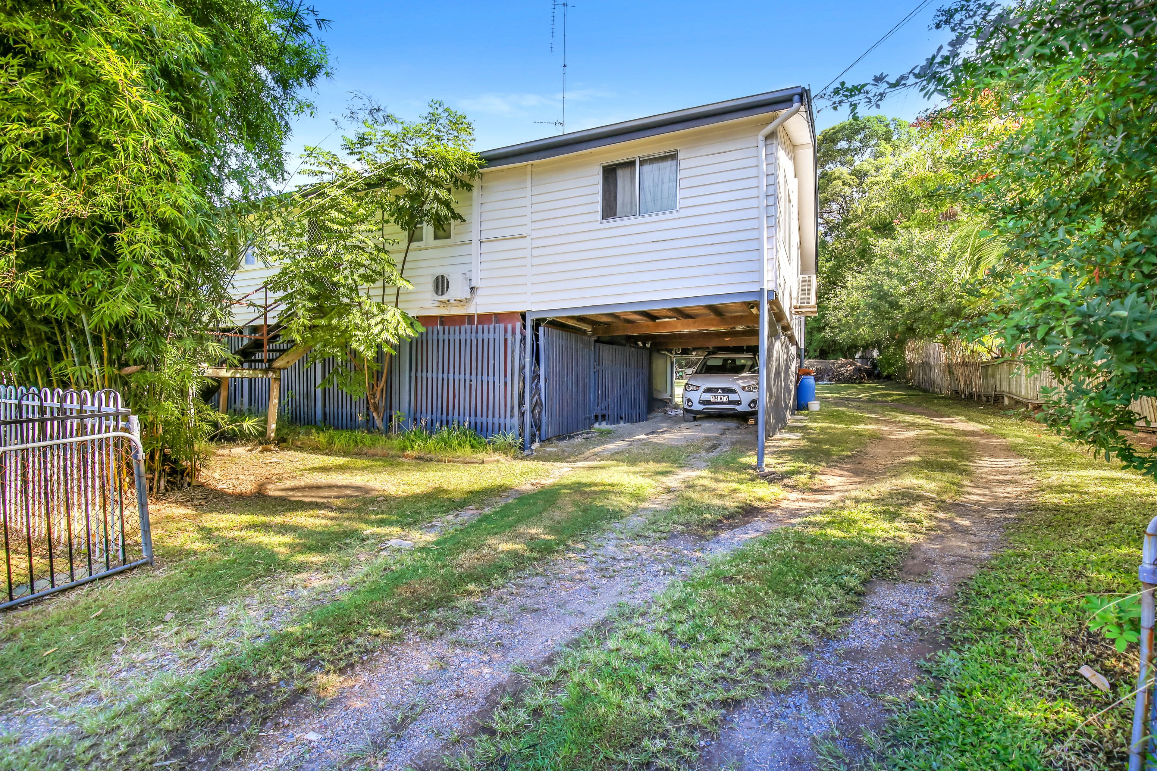 13 Robert Street, Mudgeeraba QLD 4213, Mudgeeraba - Thumbnail 2