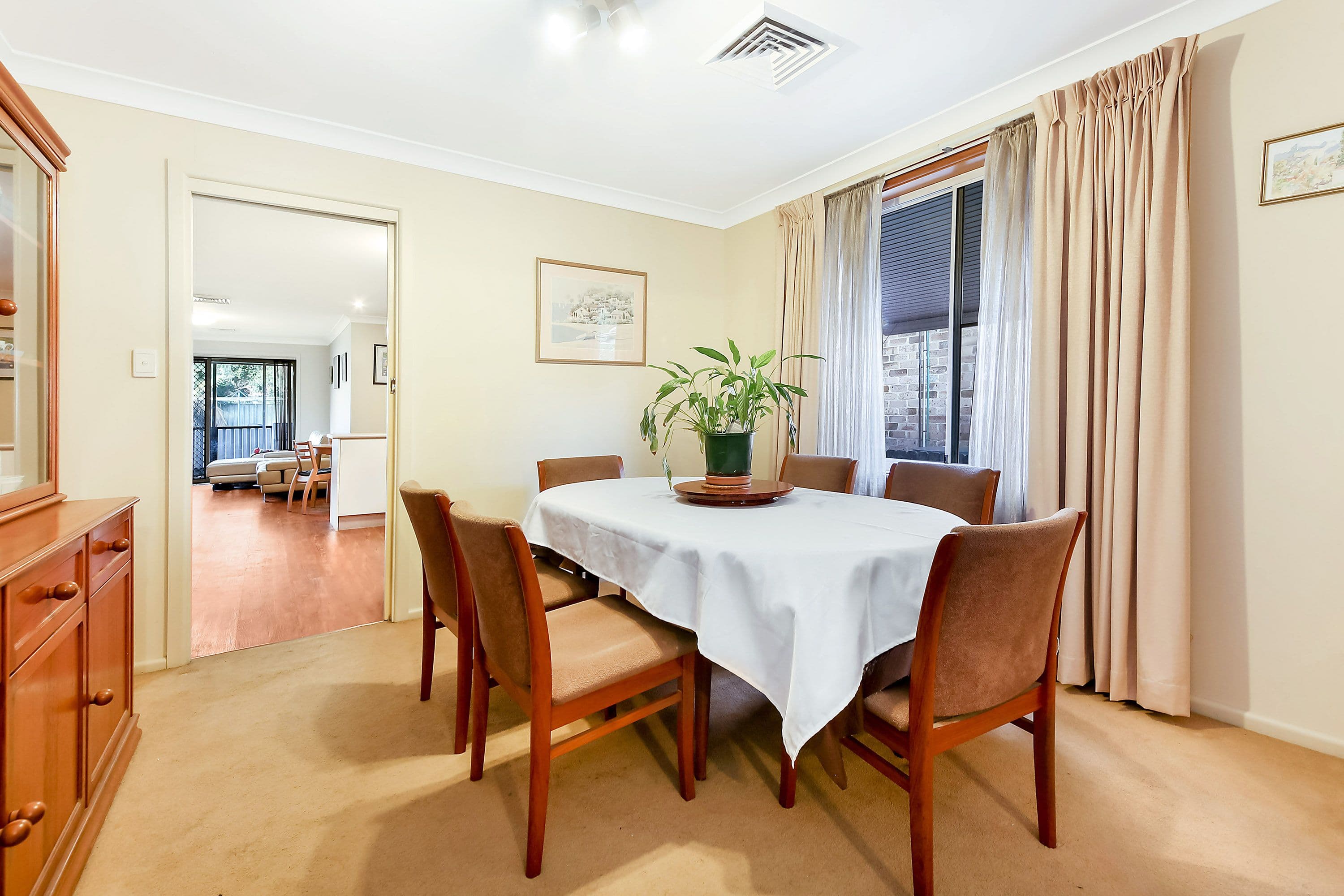 189 Rex Road, Georges Hall - Thumbnail 4