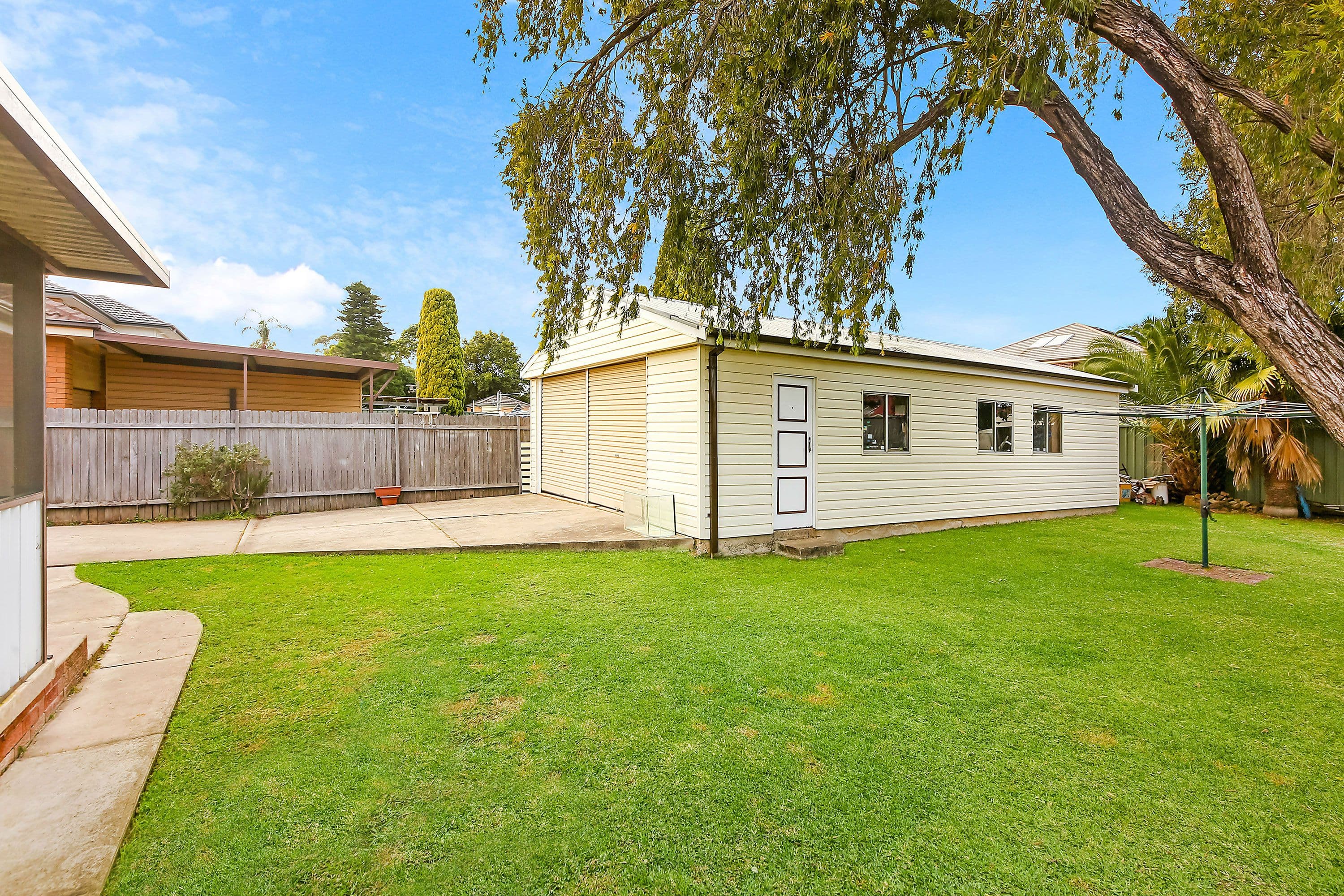 189 Rex Road, Georges Hall - Thumbnail 8