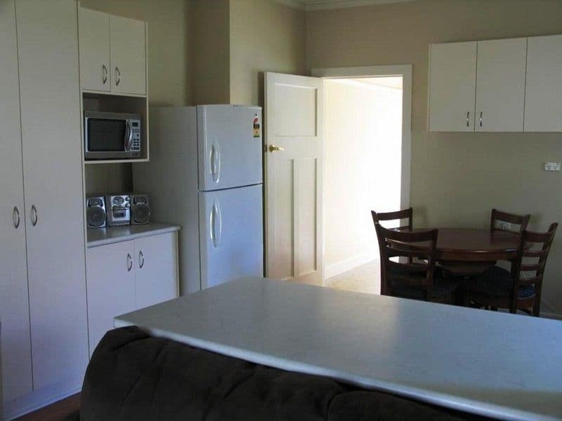 5 Holdsworth Road, LONG GULLY VIC 3550, Long Gully - Thumbnail 4