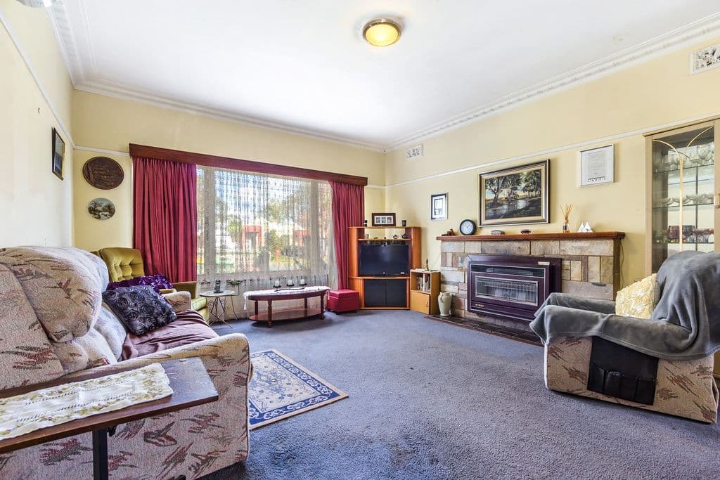 7 Craig Street, BLACKBURN SOUTH VIC 3130, Blackburn South - Thumbnail 2