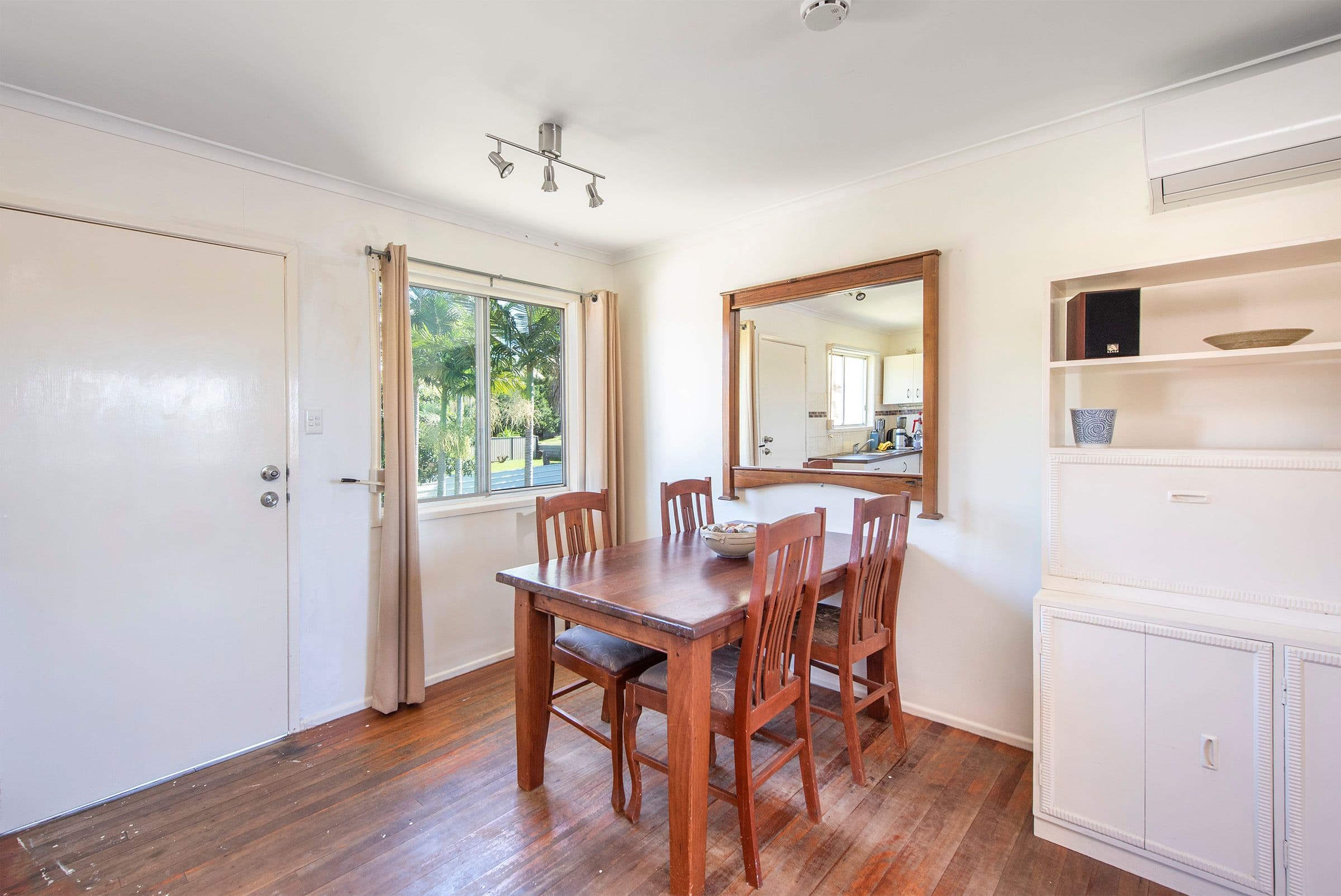 90 Ewing Road, Woodridge QLD 4114, Woodridge - Thumbnail 4