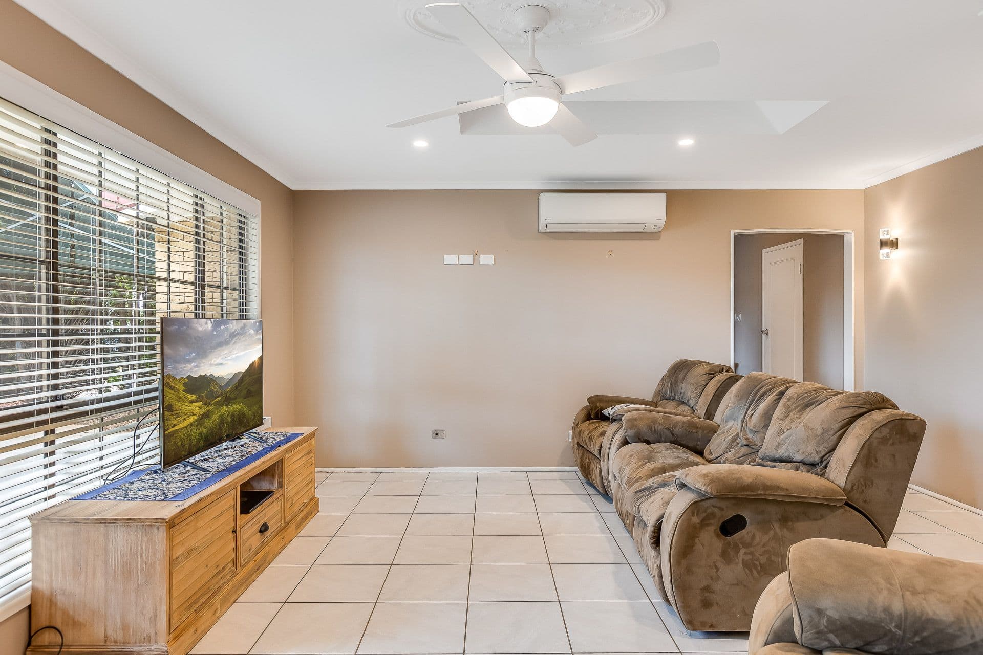7 Fysh Court, Wilsonton QLD 4350, Wilsonton - Thumbnail 2
