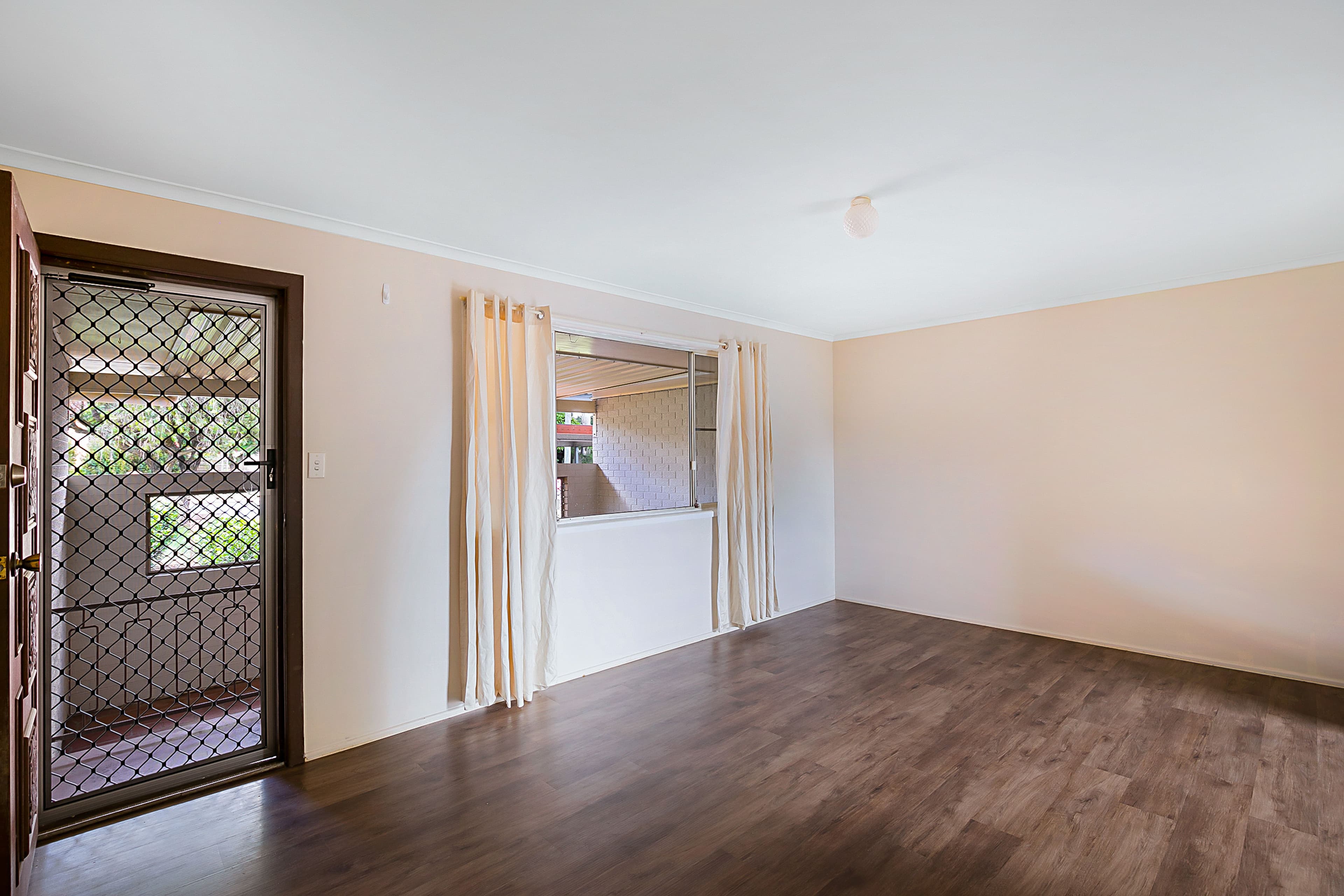 61 Rowbotham Street, Rangeville QLD 4350, Rangeville - Thumbnail 2