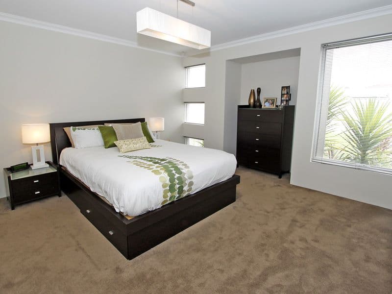 19b Coonawarra Drive, CAVERSHAM WA 6055, Caversham - Thumbnail 5