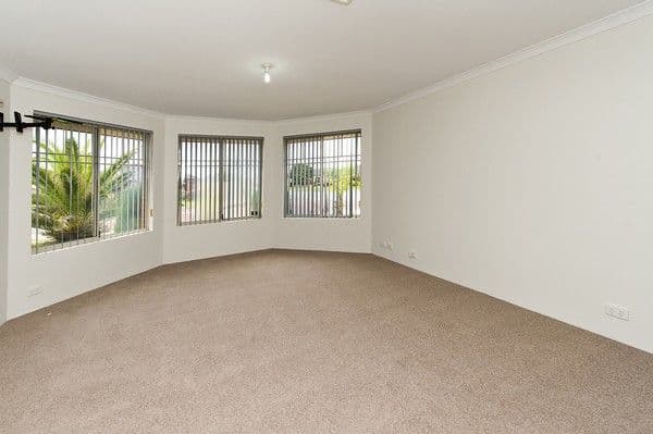 2 Coulthard Crescent, CANNING VALE WA 6155, Canning Vale - Thumbnail 8