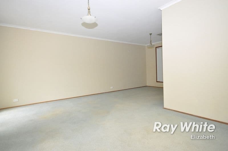 6 Pinicle Court, ANDREWS FARM SA 5114, Andrews Farm - Thumbnail 3