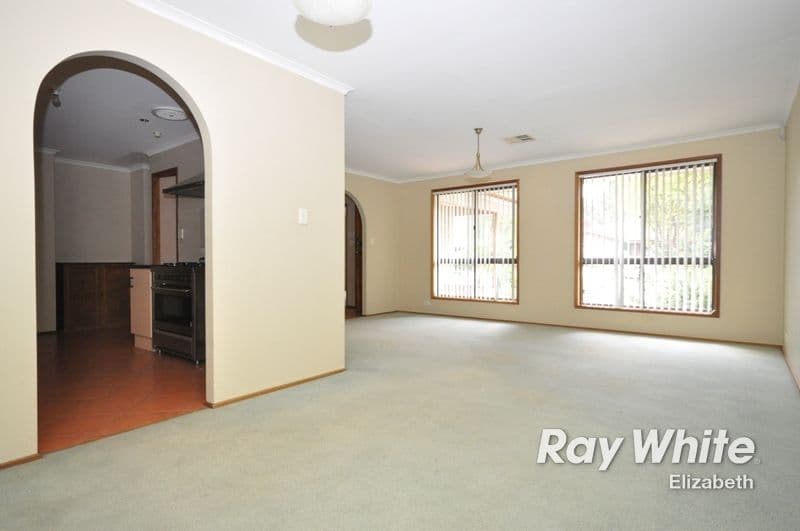 6 Pinicle Court, ANDREWS FARM SA 5114, Andrews Farm - Thumbnail 4