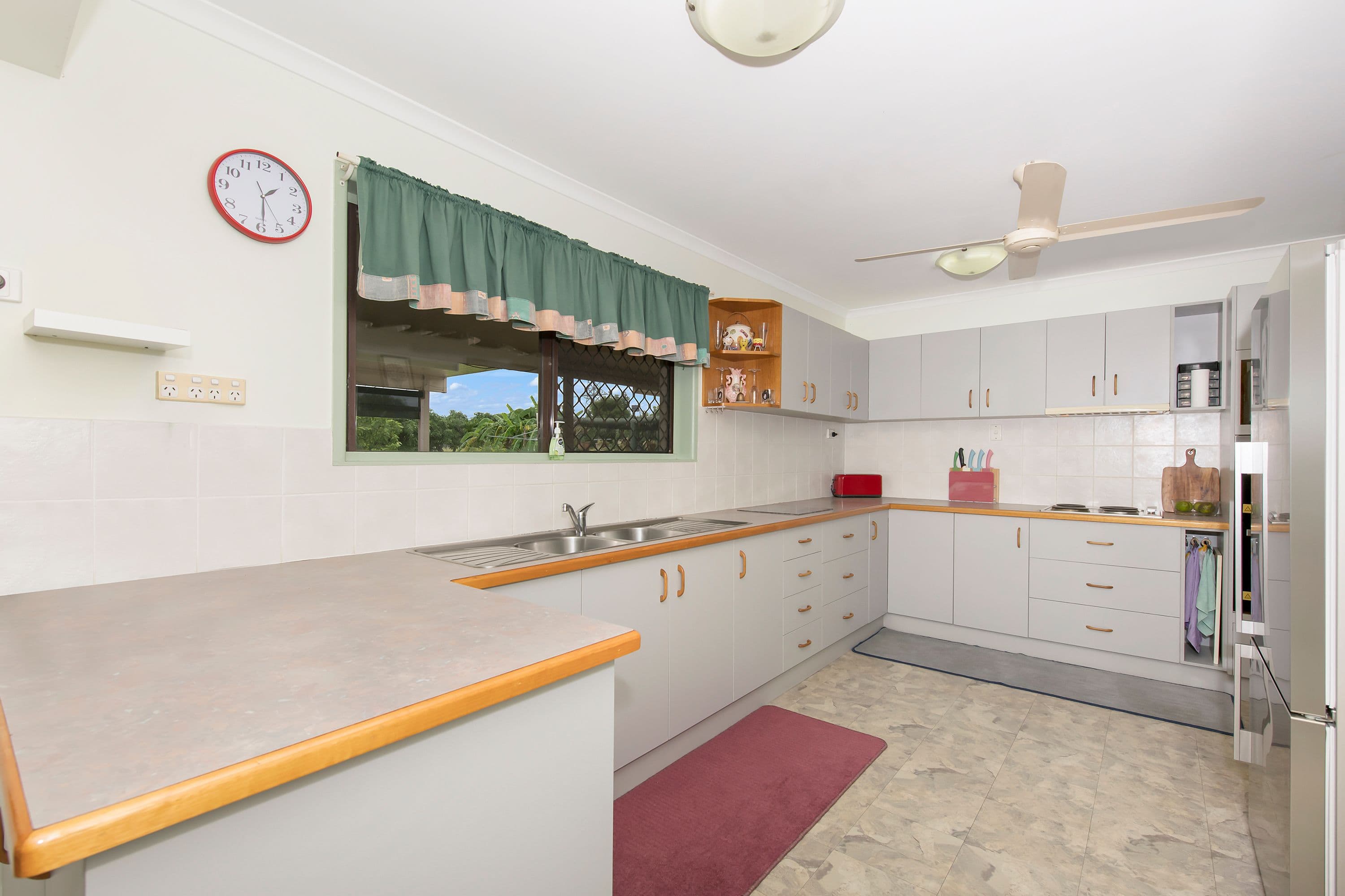 6 Bernborough Court, Kelso QLD 4815, Kelso - Thumbnail 6
