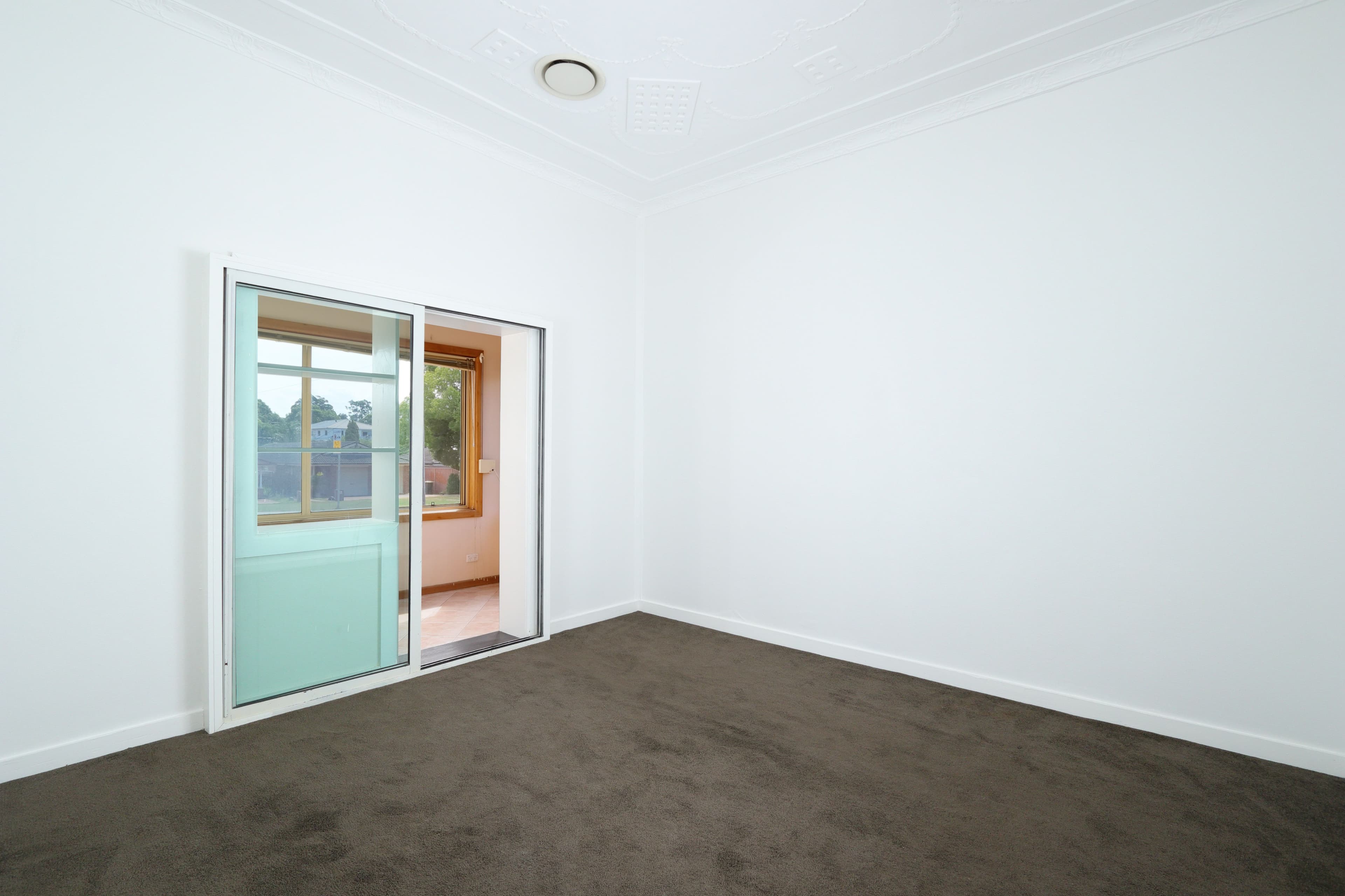 644 King Georges Road, Penshurst - Thumbnail 5