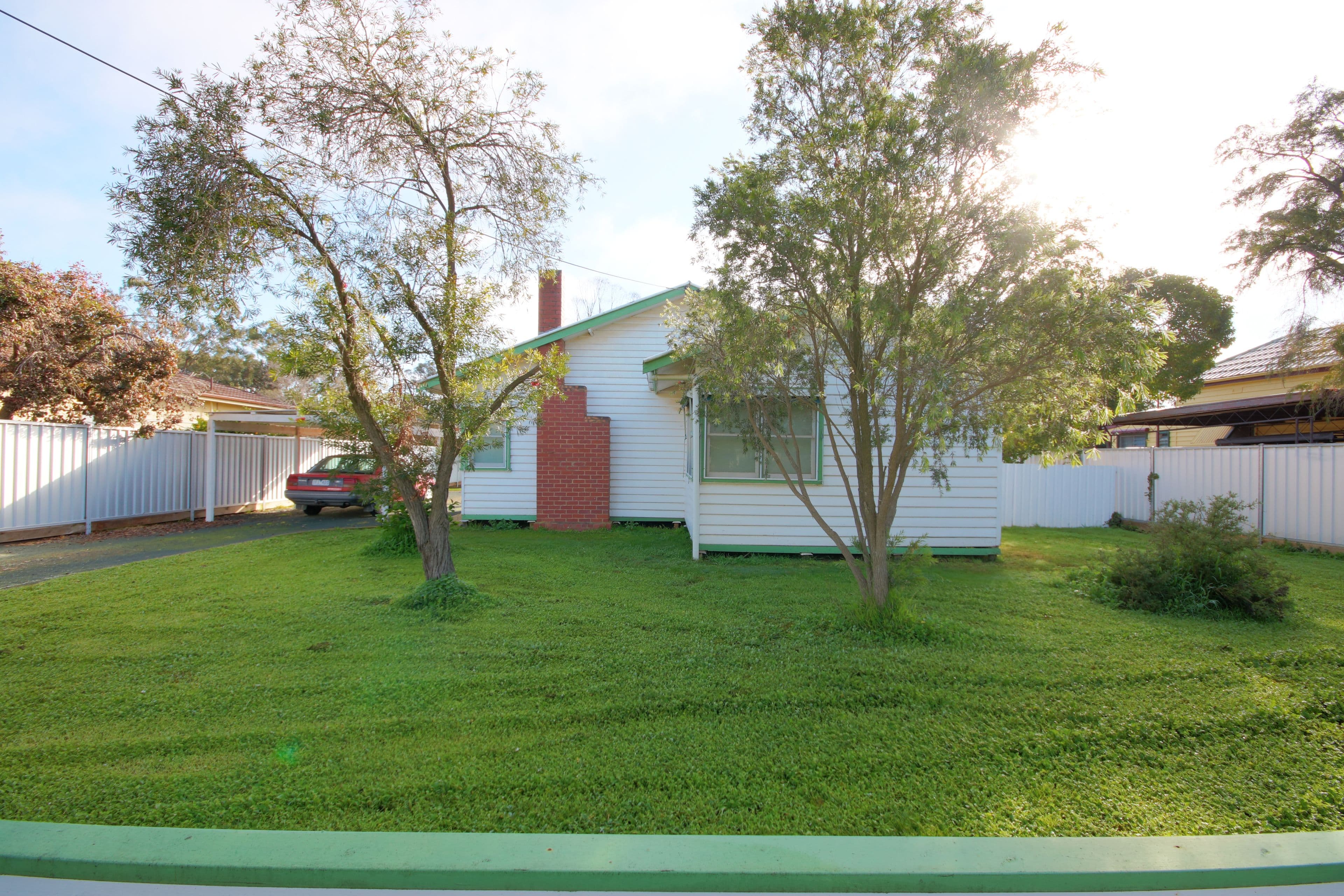 34 Dudley Street, Rochester VIC 3561, Rochester - Thumbnail 2