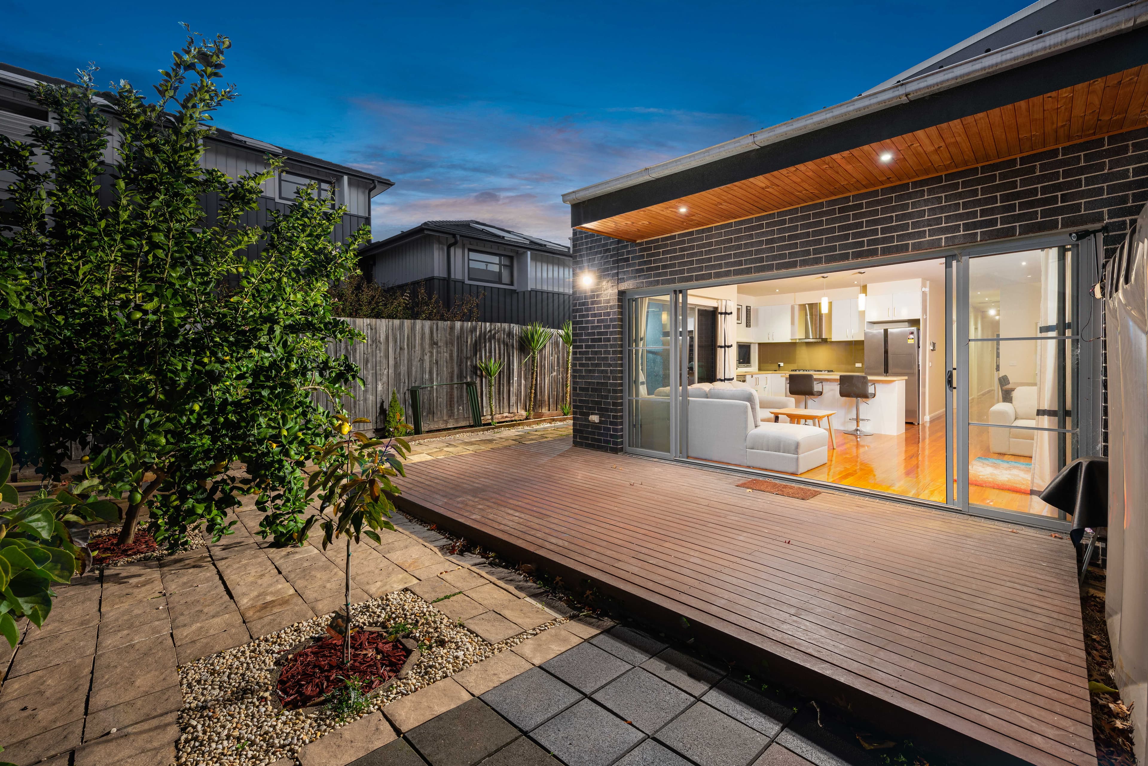 6 Kokoda Street, Heidelberg West VIC 3081, Heidelberg West - Thumbnail 2
