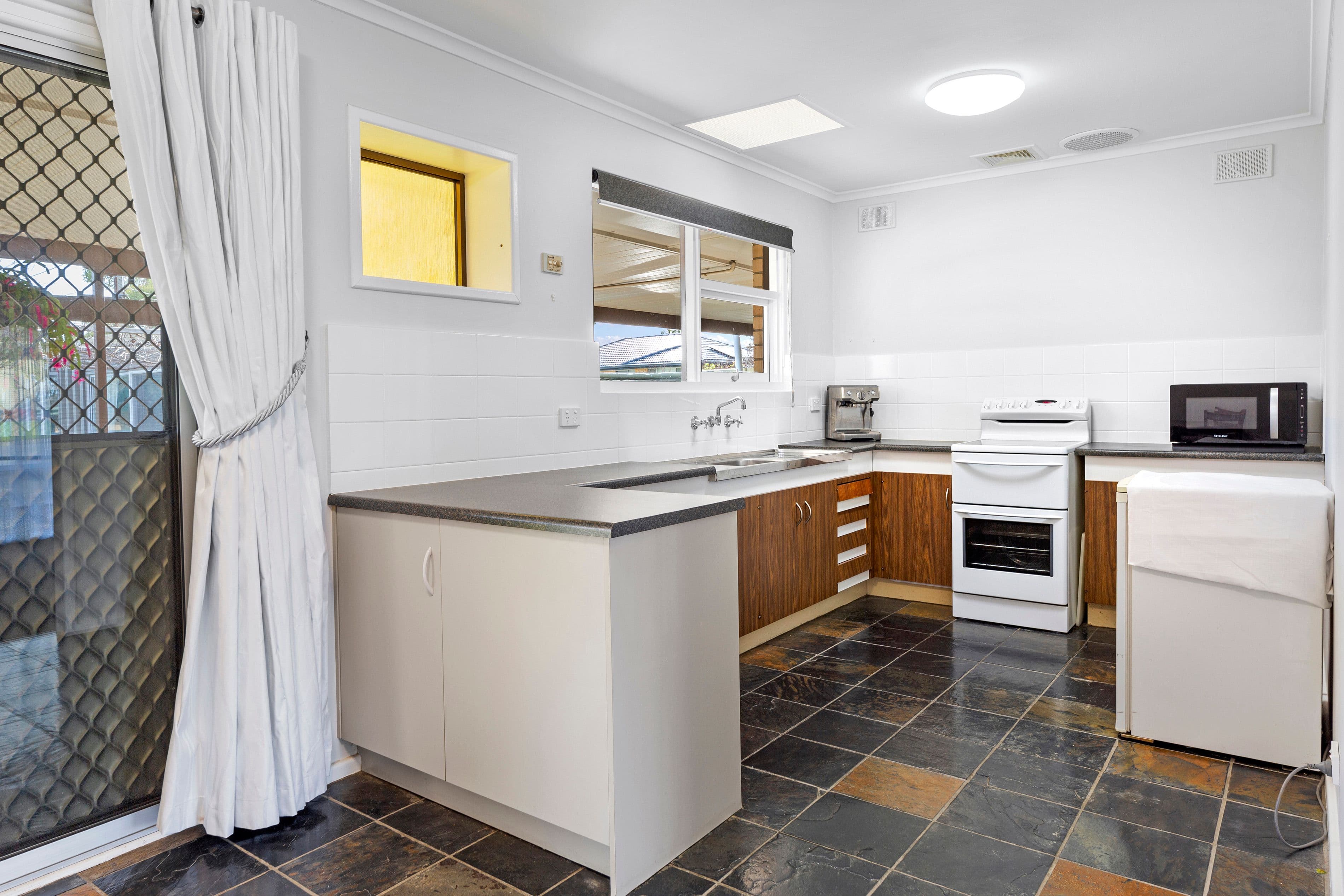 22 Kingston Avenue, Hope Valley SA 5090, Hope Valley - Thumbnail 5