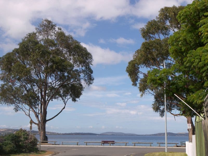  20 Osborne Esplanade, KINGSTON BEACH TAS 7050, Kingston Beach - Thumbnail 4