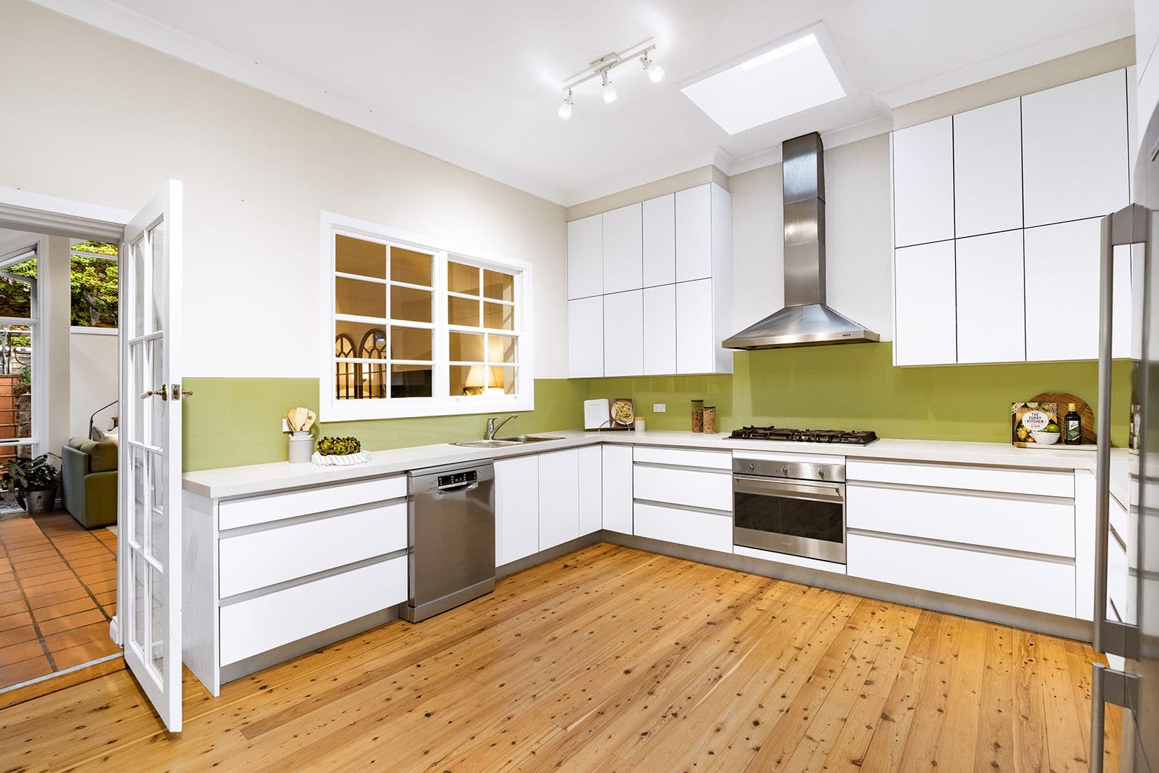 29 Bank Street, North Sydney NSW 2060, North Sydney - Thumbnail 3