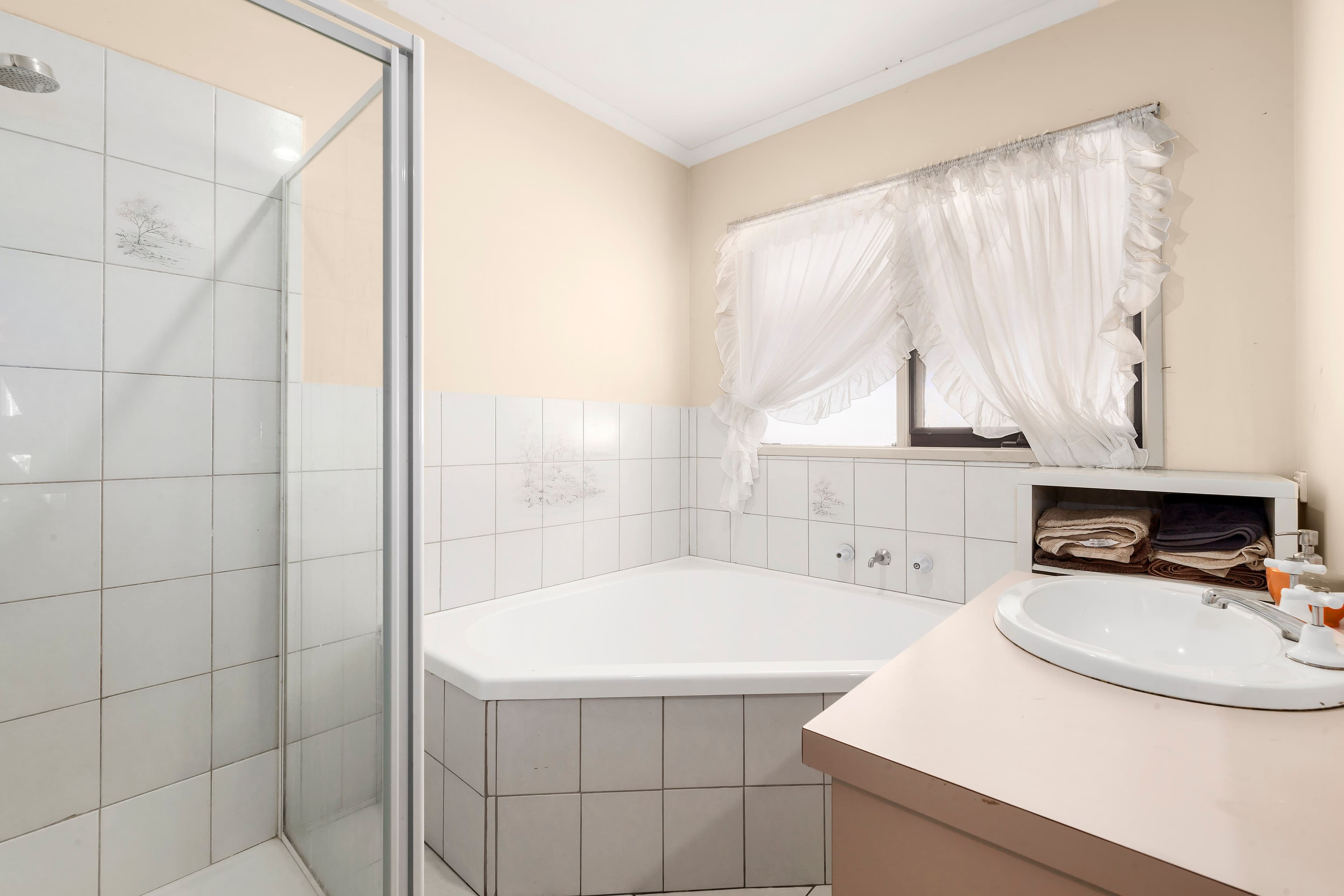 30 Arthur Phillip Way, Mill Park VIC 3082, Mill Park - Thumbnail 4