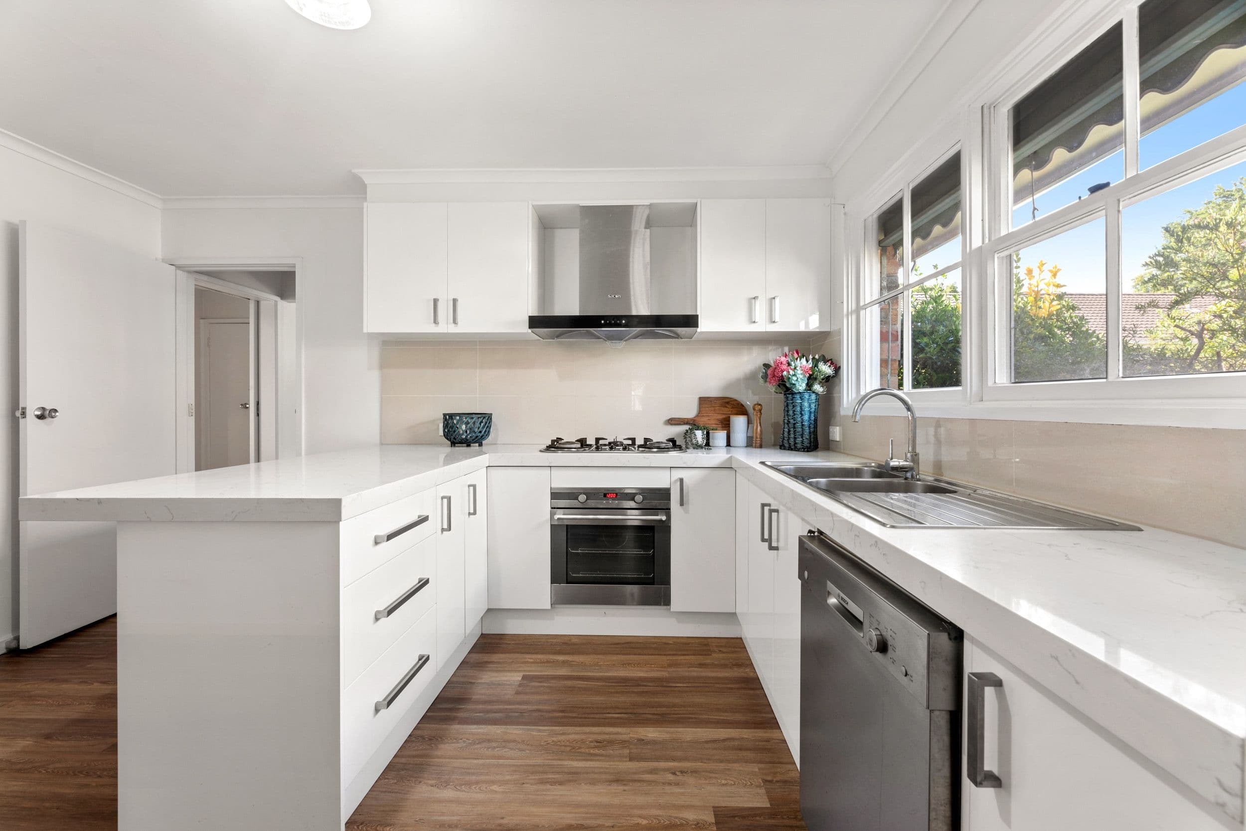 28 Main Street, Blackburn VIC 3130, Blackburn - Thumbnail 4