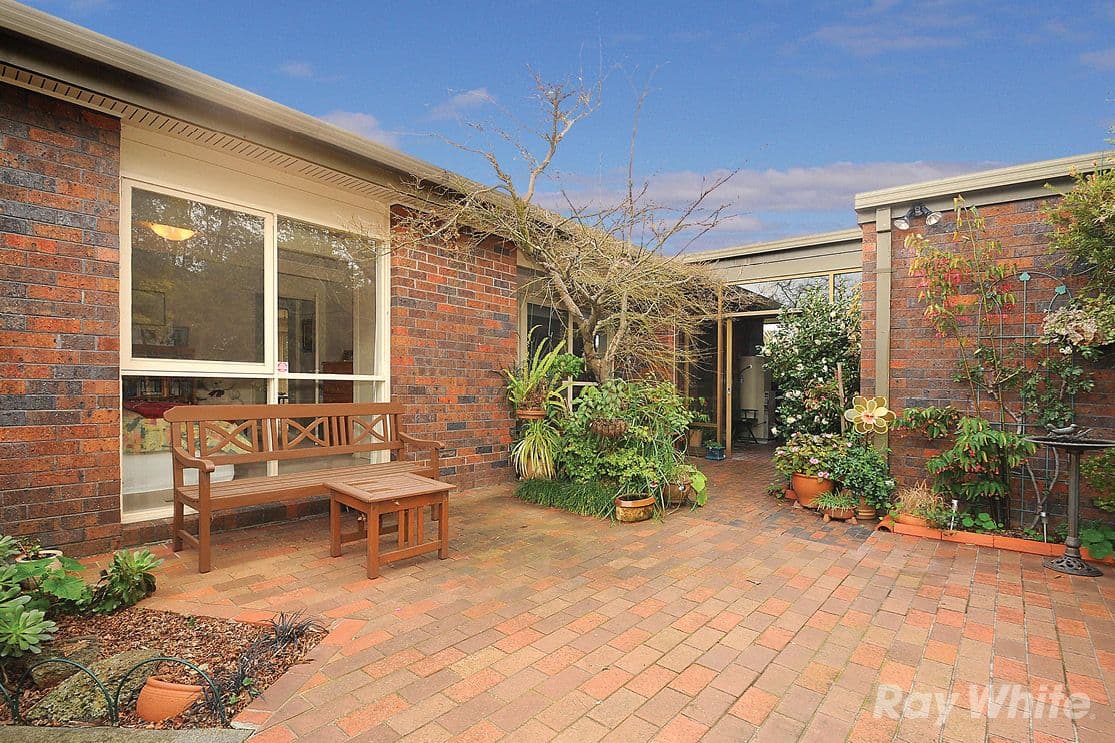 18 Stableford Avenue, GLEN WAVERLEY VIC 3150, Glen Waverley - Thumbnail 8