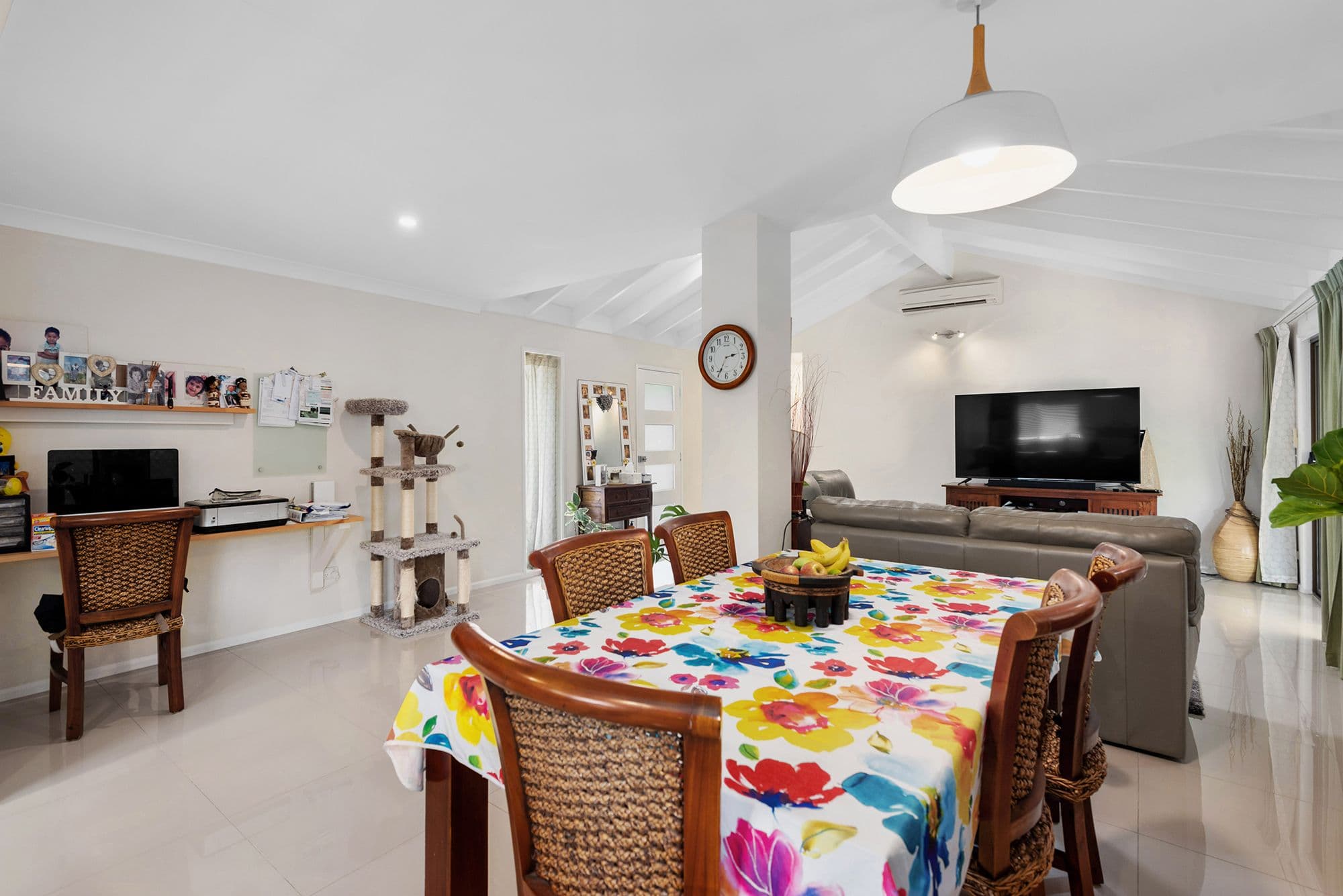 19 Sirocco Street, Jamboree Heights QLD 4074, Jamboree Heights - Thumbnail 4
