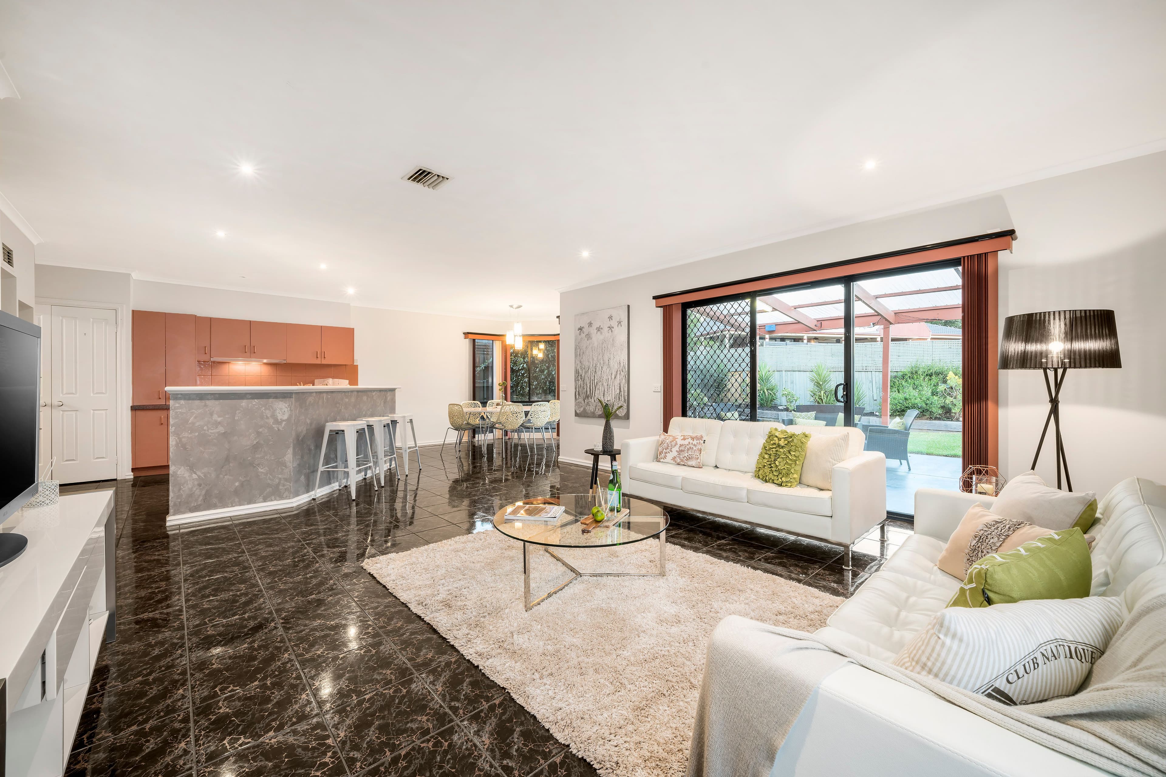 8 Garland Rise, Rowville VIC 3178, Rowville - Thumbnail 2