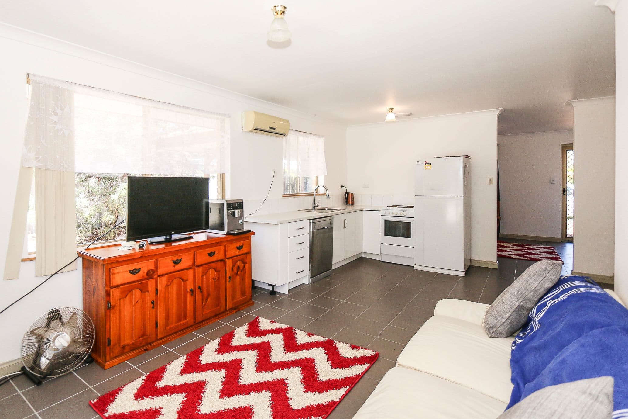 9 Torndirrup Place, Ballajura WA 6066, Ballajura - Thumbnail 4