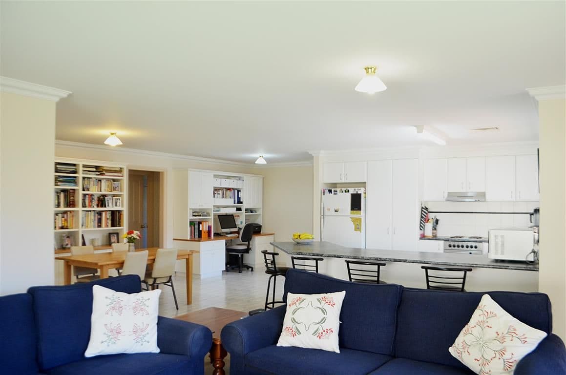 21 Harris Street, Tumut - Thumbnail 5