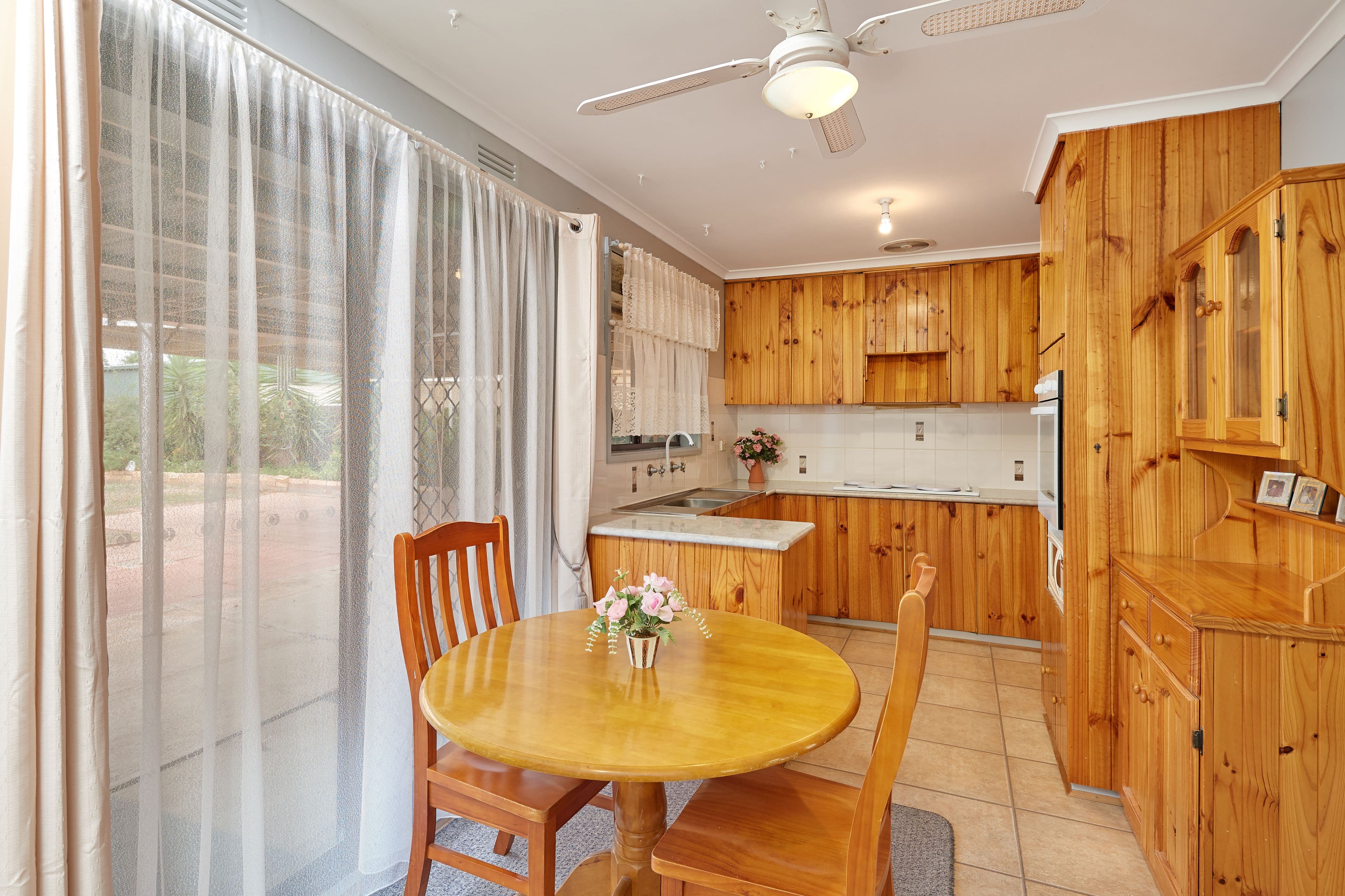18 Simpson Avenue, FOREST HILL NSW 2651, Forest Hill - Thumbnail 3