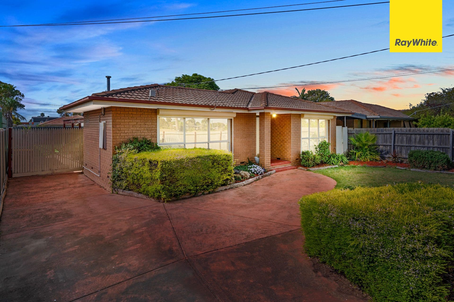 16 Mathews Street, Melton South VIC 3338, Melton South - Thumbnail 2