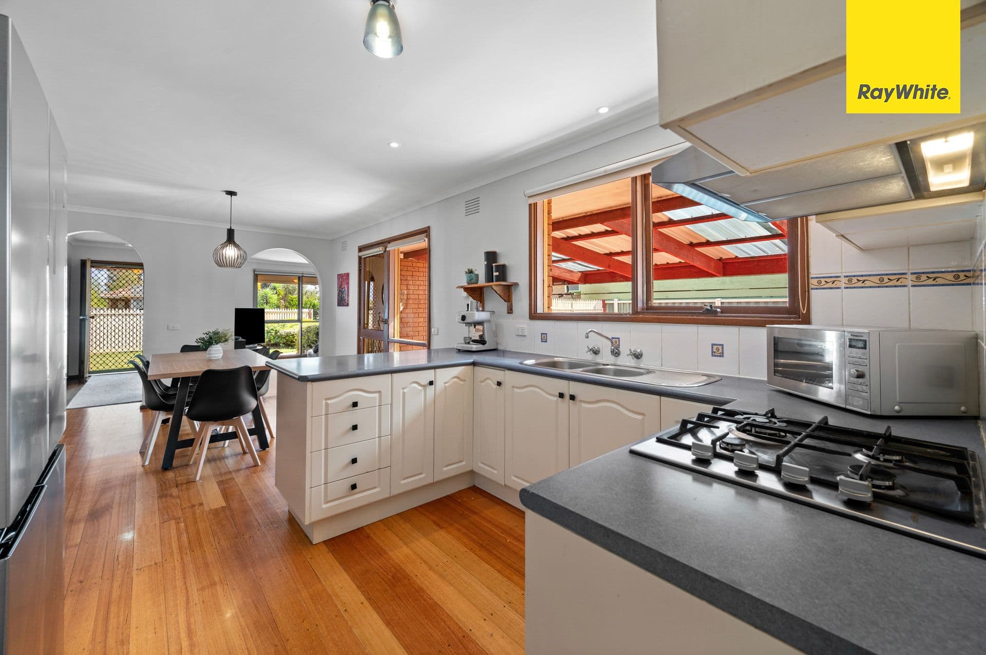 16 Mathews Street, Melton South VIC 3338, Melton South - Thumbnail 7