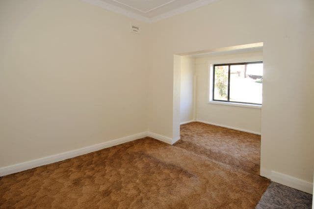 56 Hall Drive, Menai, Menai - Thumbnail 3