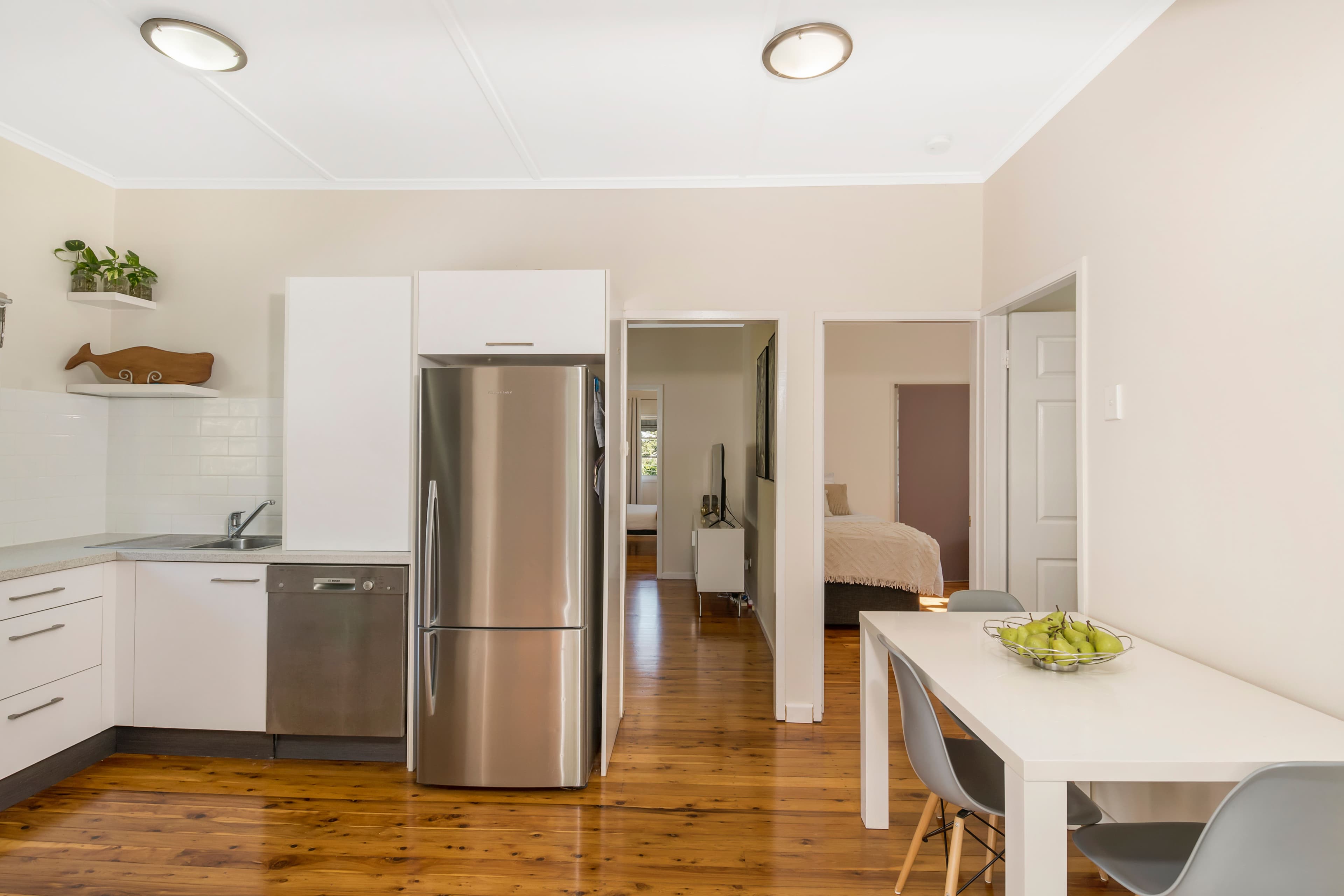 46 Waratah Avenue, Holland Park West QLD 4121, Holland Park West - Thumbnail 3