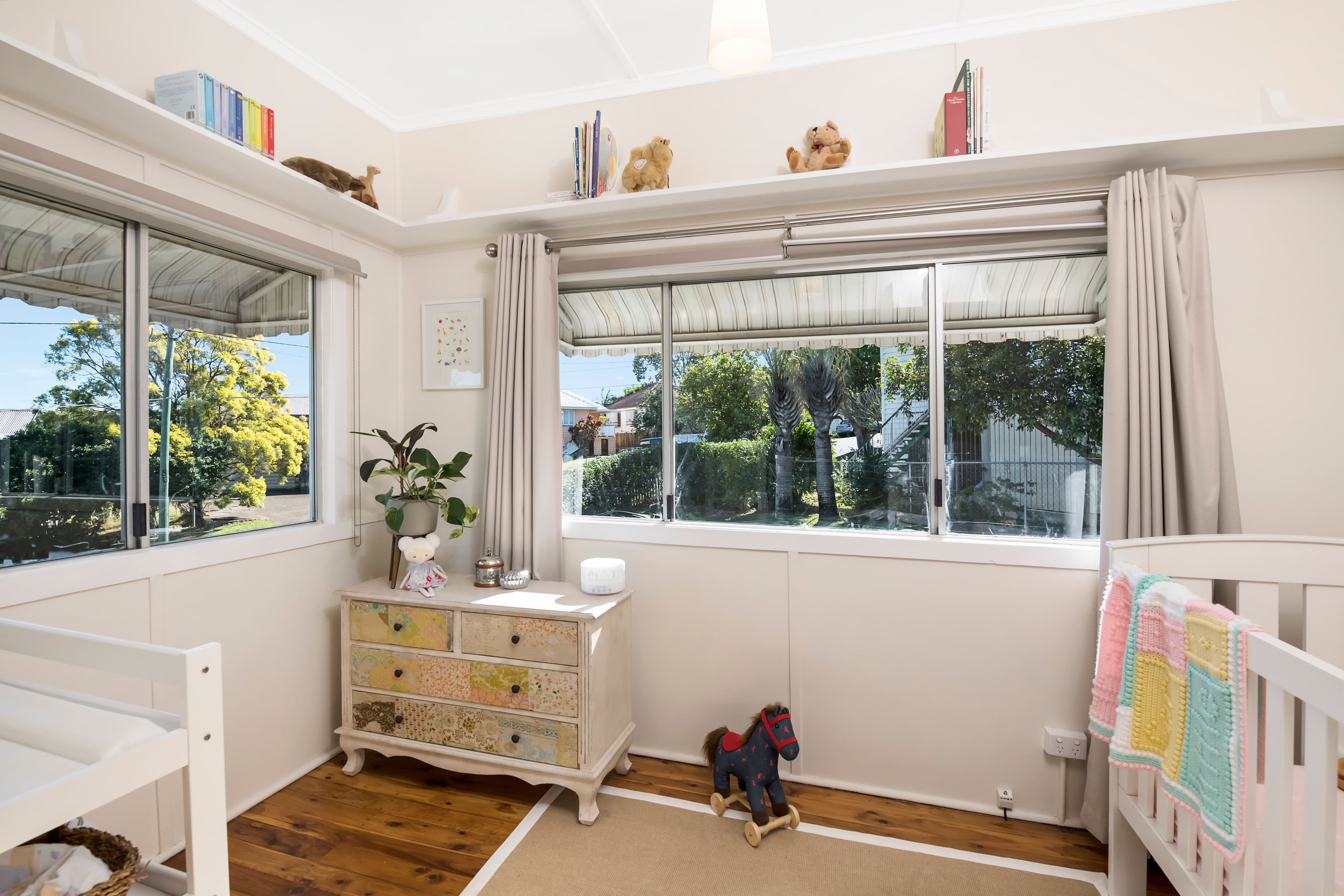 46 Waratah Avenue, Holland Park West QLD 4121, Holland Park West - Thumbnail 8