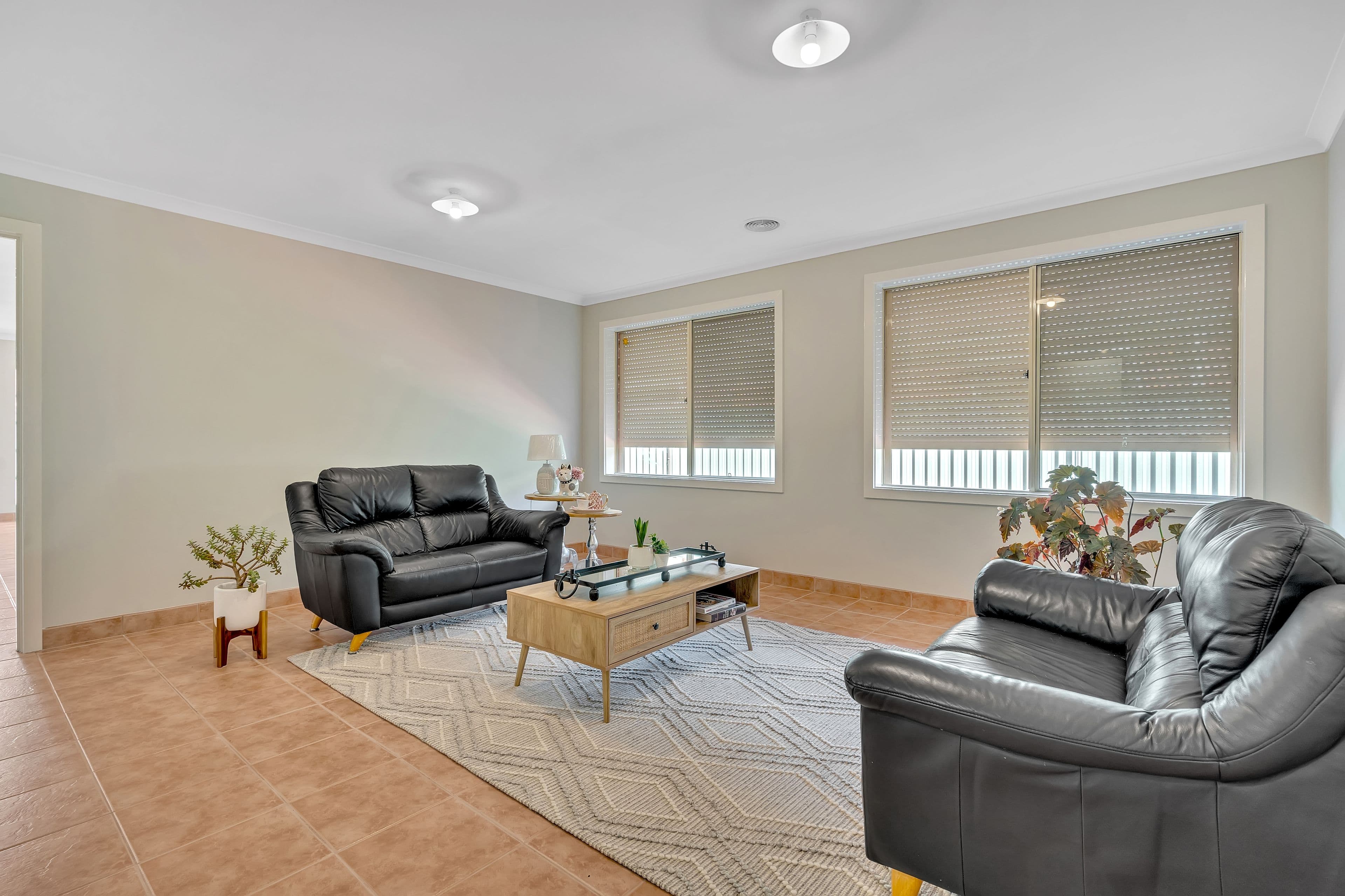 8 Studley Park Way, Craigieburn VIC 3064, Craigieburn - Thumbnail 4
