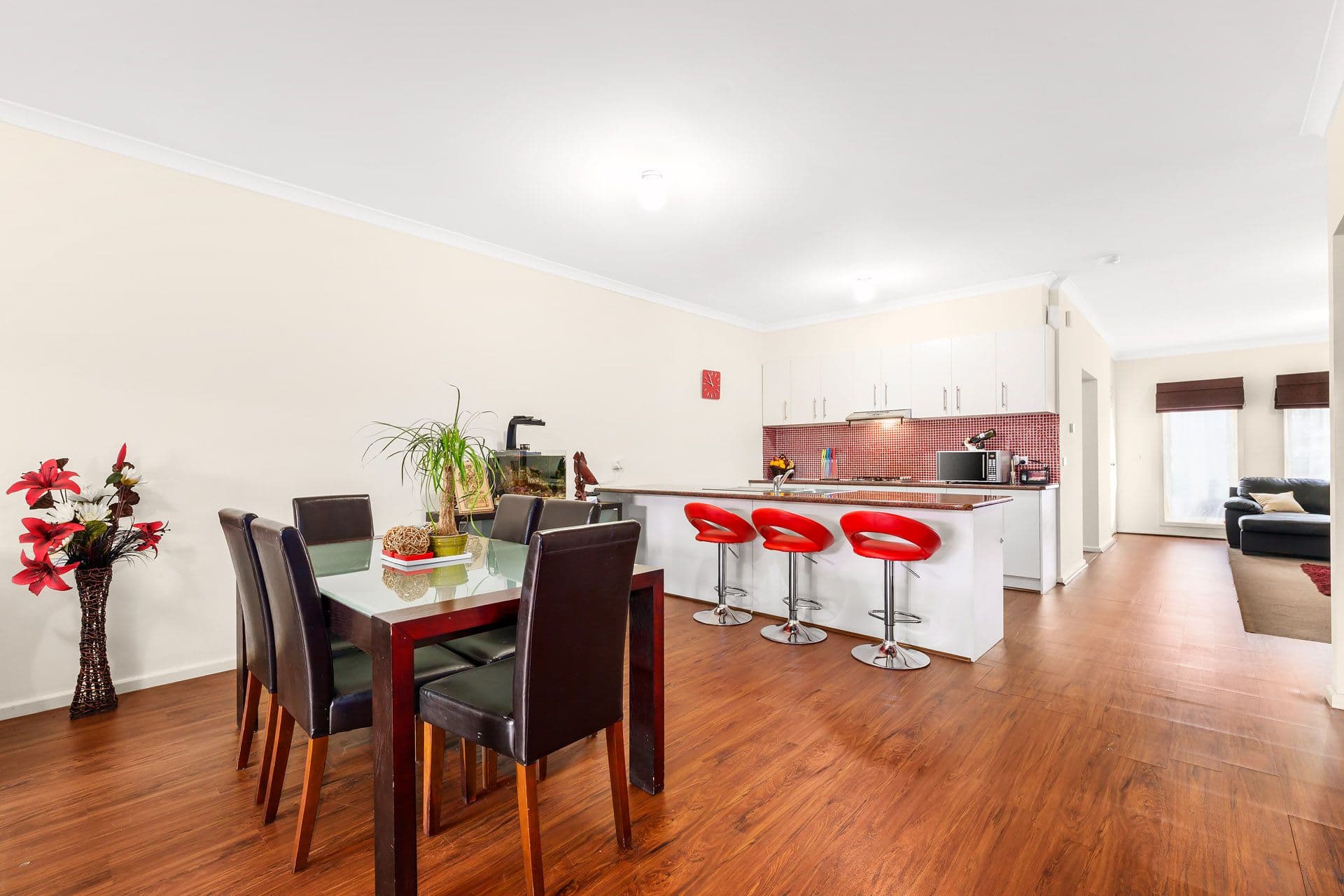 11 Tintern Terrace, South Morang VIC 3752, South Morang - Thumbnail 2