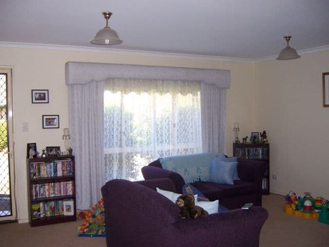 4 Walsh Court, MOUNT BARKER SA 5251, Mount Barker - Thumbnail 3