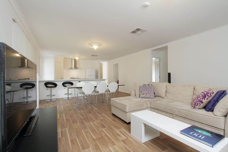 215 Scott Street, CLOVERDALE WA 6105, Cloverdale - Thumbnail 3