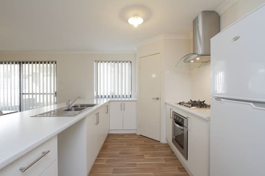 215 Scott Street, CLOVERDALE WA 6105, Cloverdale - Thumbnail 6