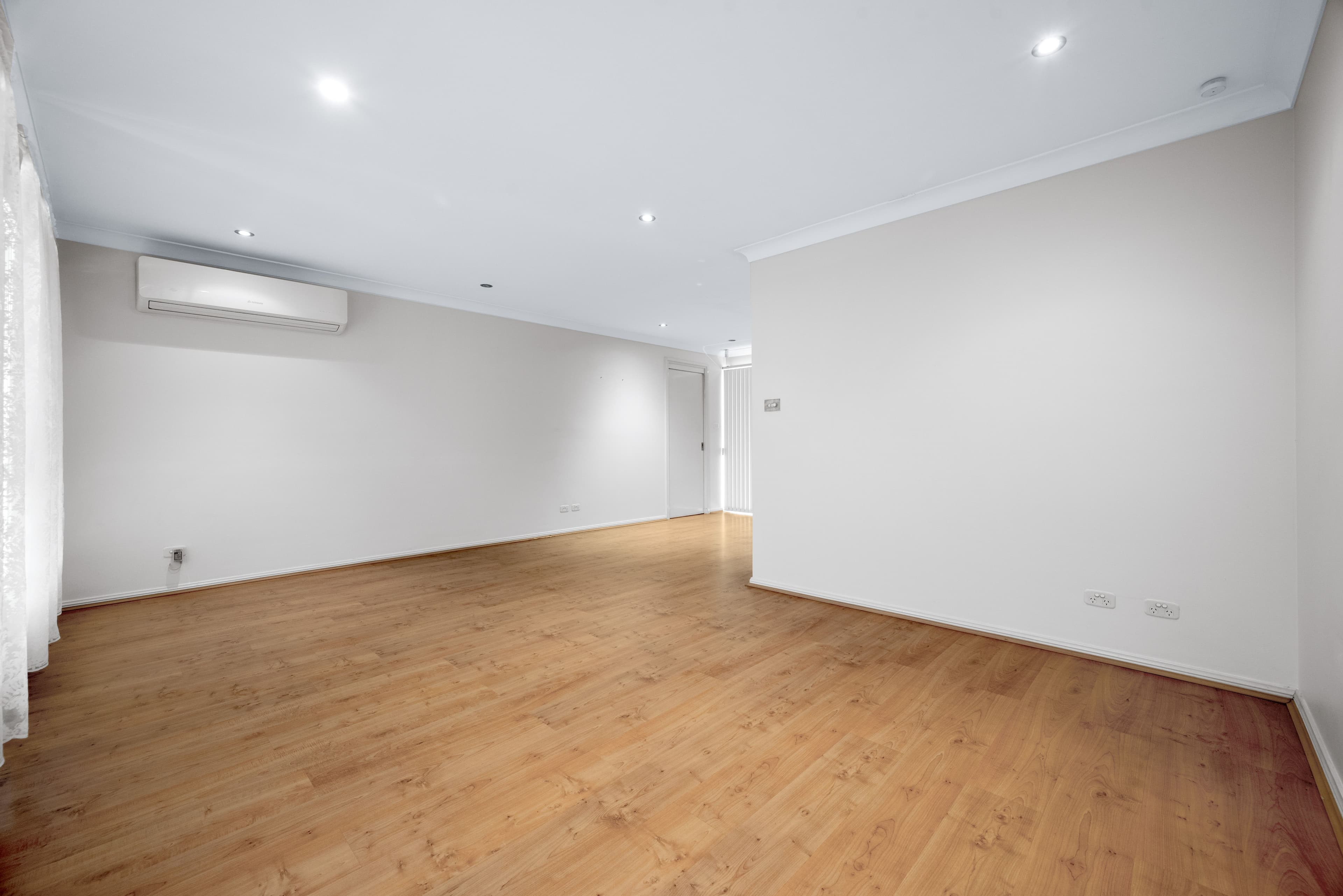 2 Bulu Drive, Glenmore Park NSW 2745, Glenmore Park - Thumbnail 2
